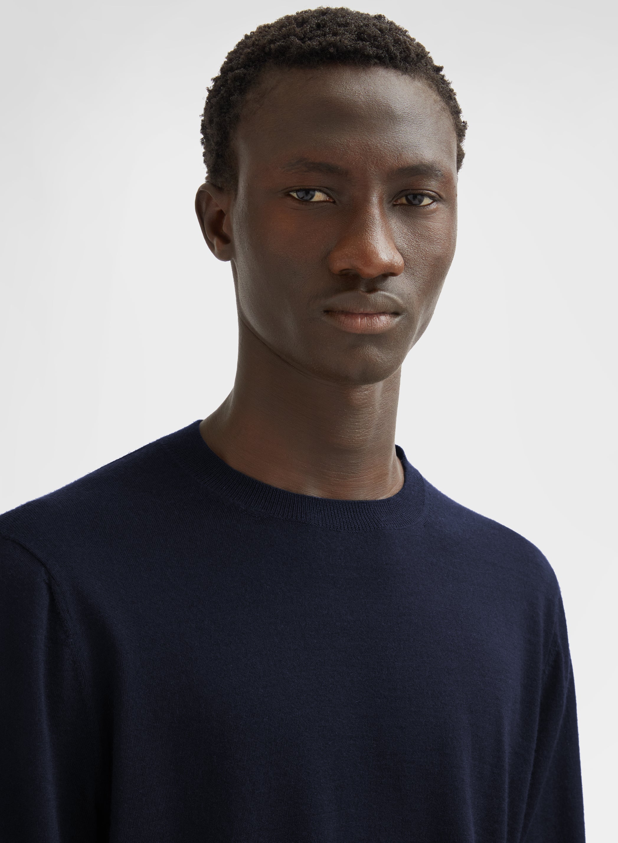 CASHMERE BLEND CREWNECK