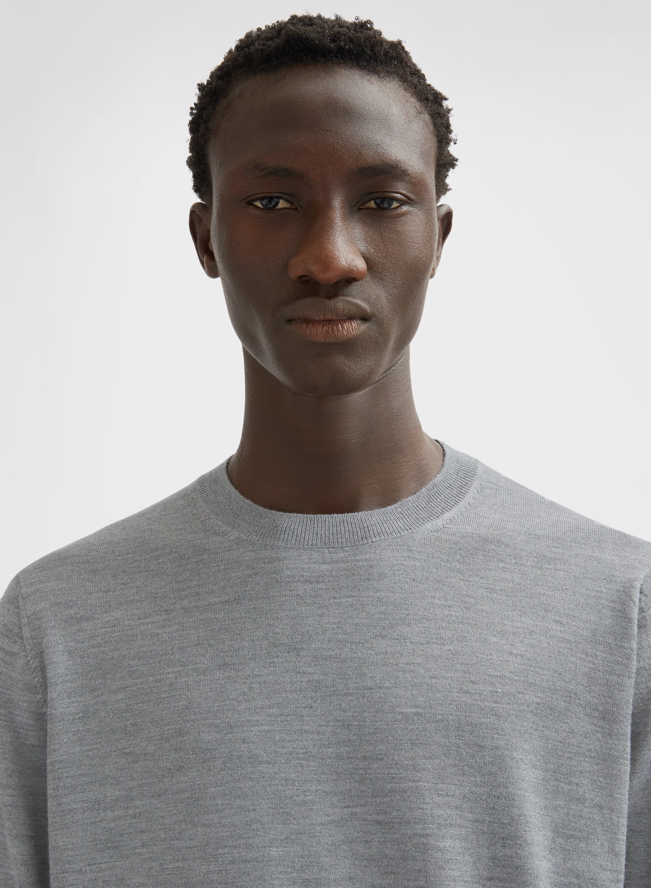 CASHMERE BLEND CREWNECK