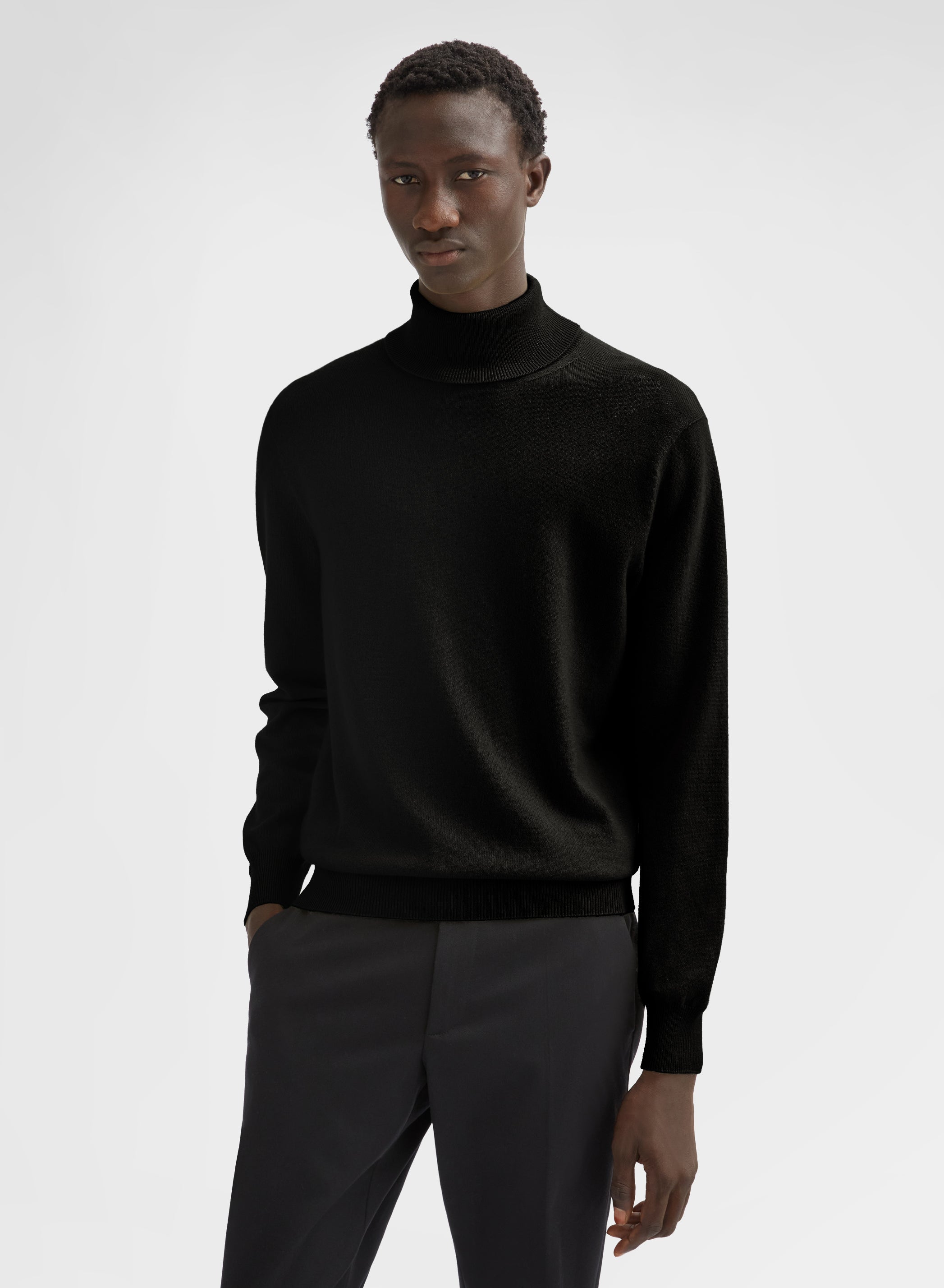 CASHMERE JERSEY TURTLENECK