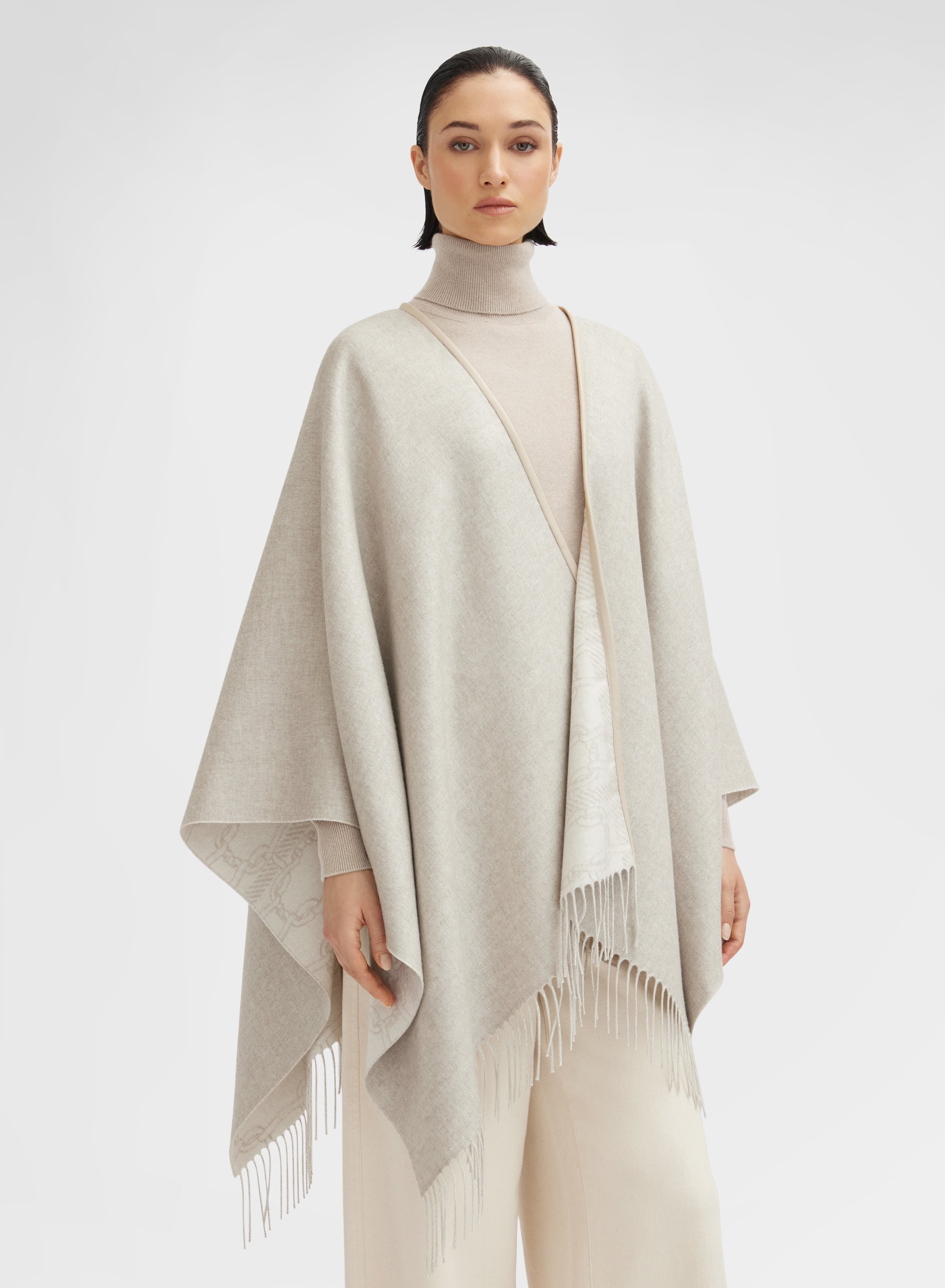 CASHMERE SILK DOUBLE JACQUARD CAPE ICE