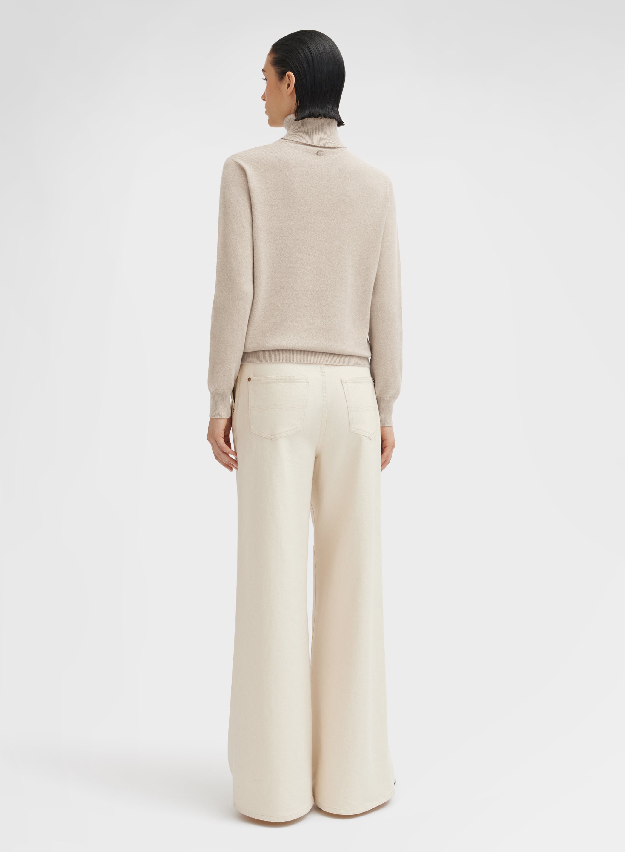 LONG SLEEVE TURTLE NECK CASHMERE RASATO CHAMPAGNE