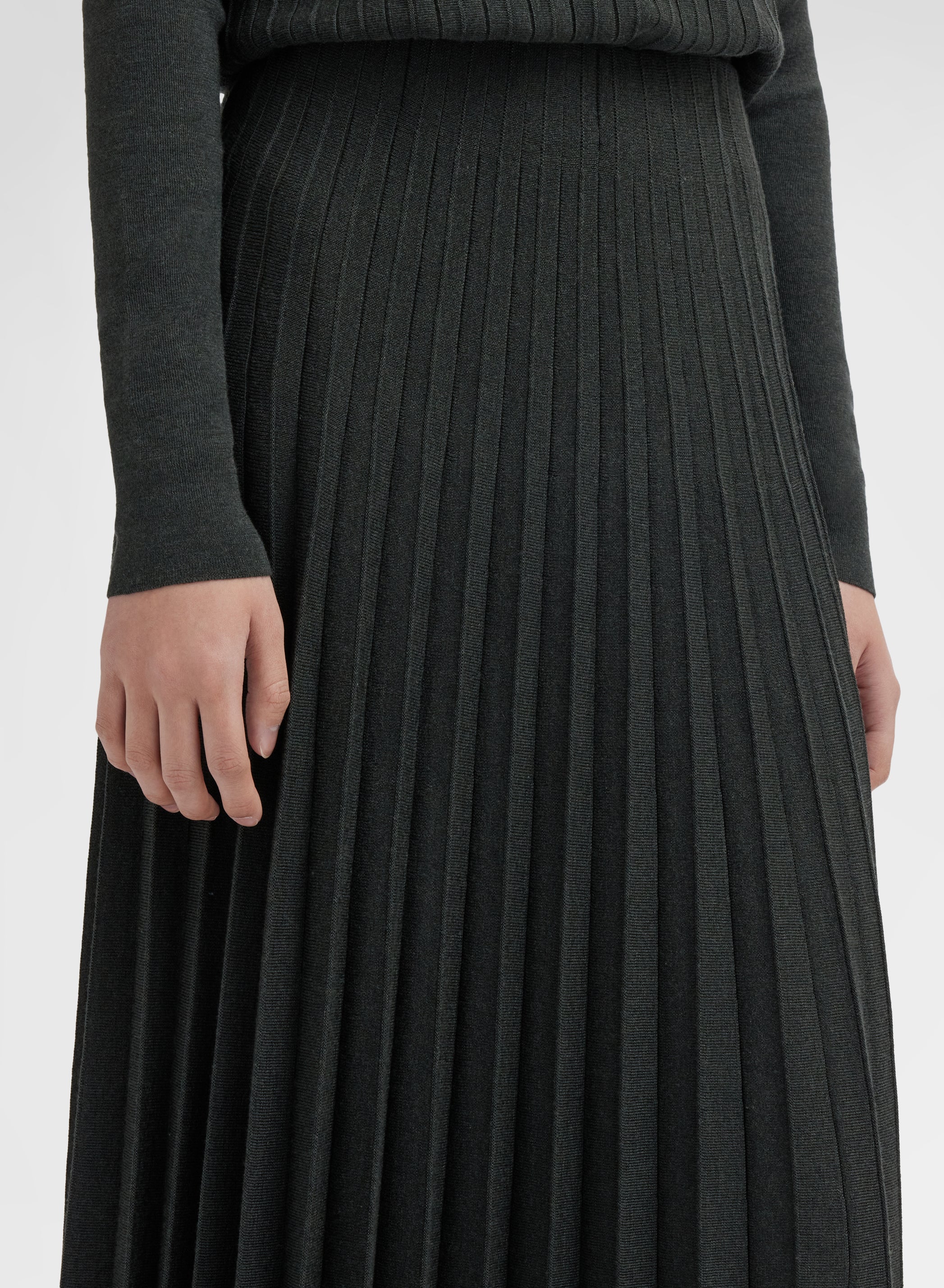 SKIRT CRYSTAL PLISSE BOTTLE GREEN