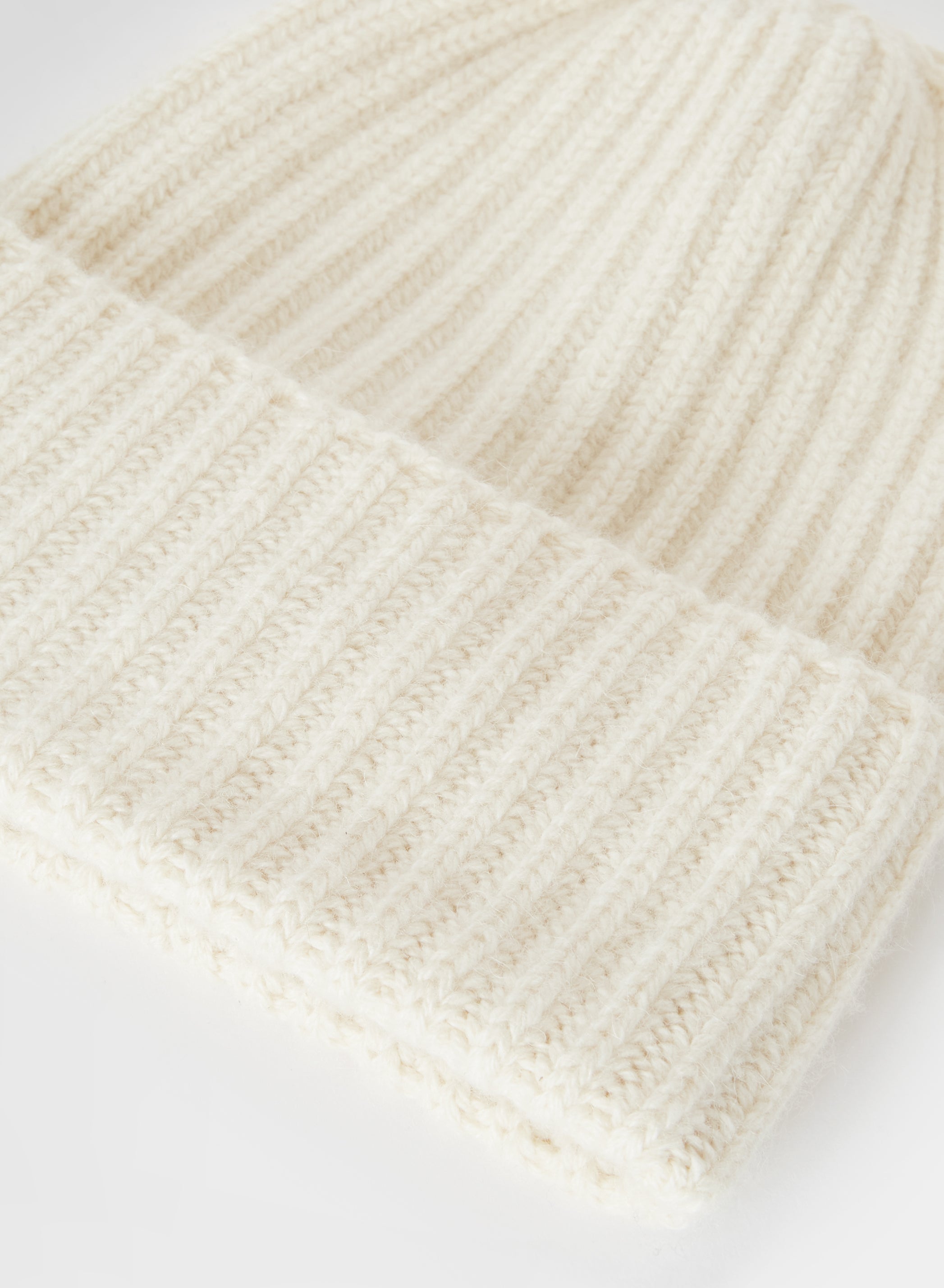 BLISS COSTA BEANIE AGNONA WHITE