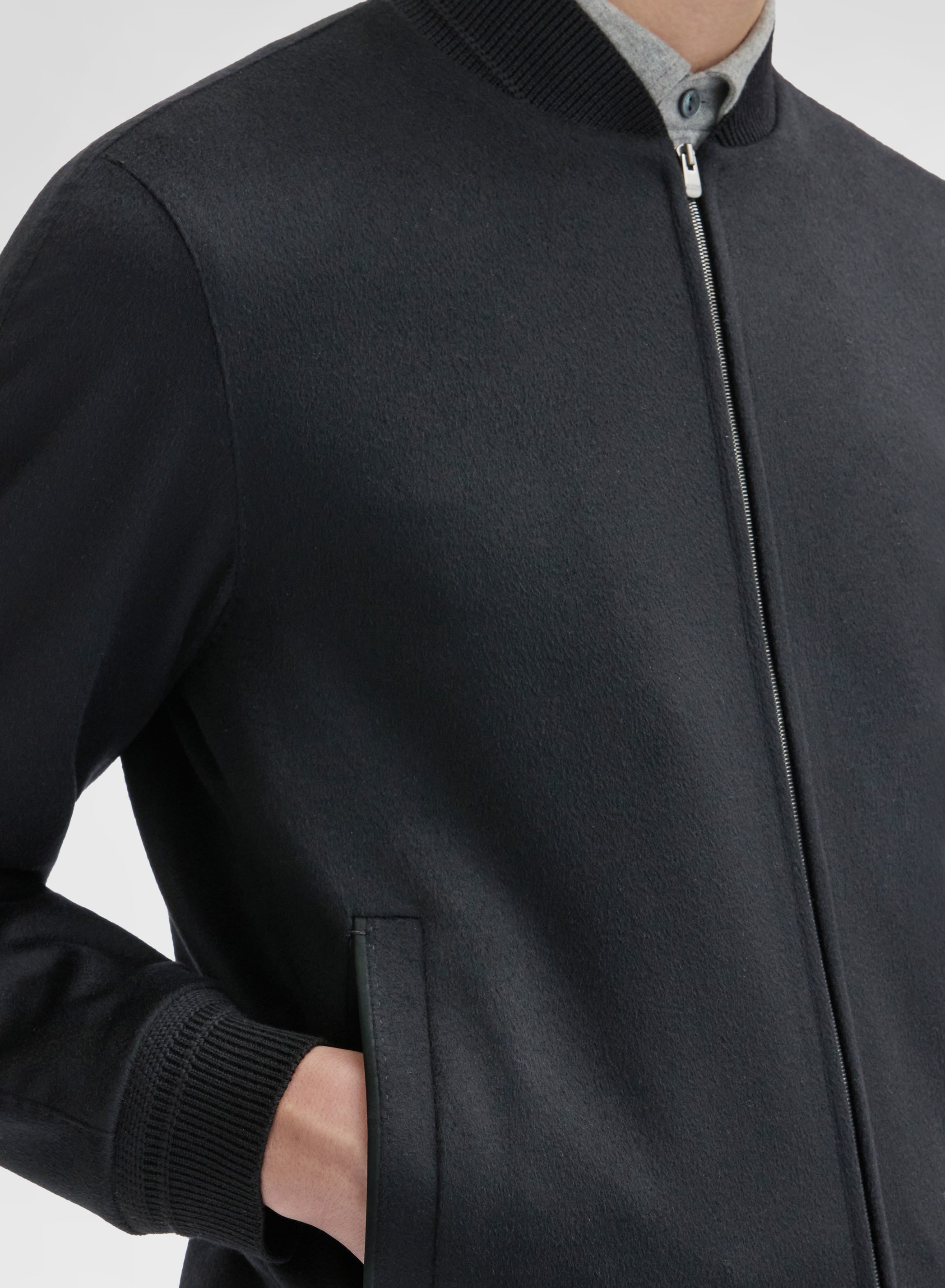 CASHMERE LIGHT CABAN BLACK
