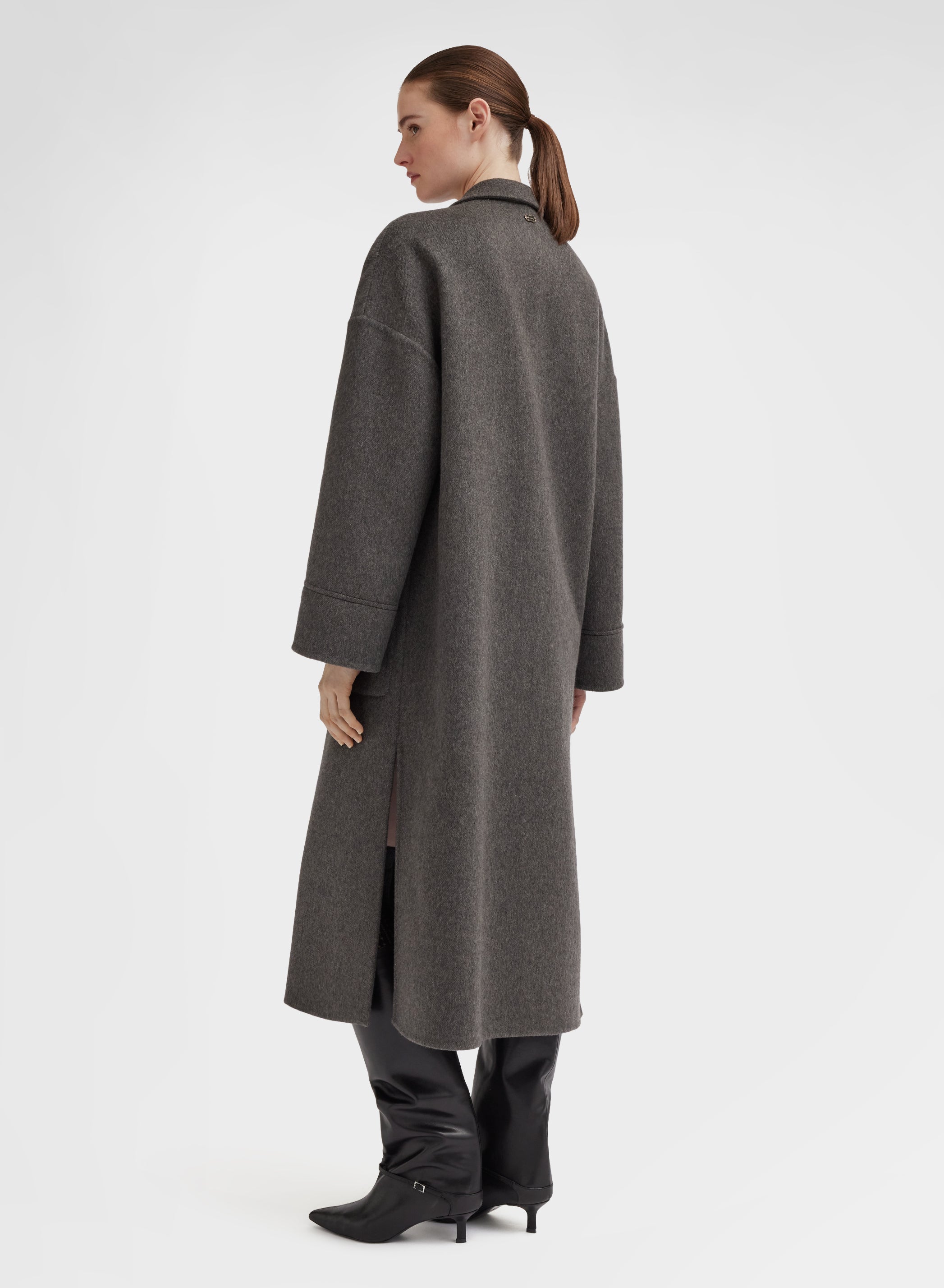DIAGONAL DOUBLEBREASTED COAT CUMINO