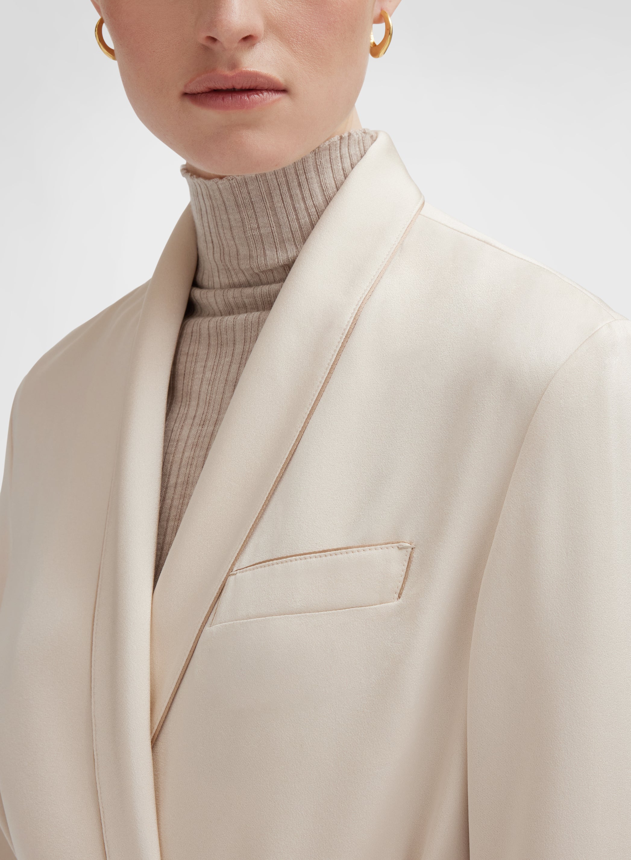 SILK BLEND SATIN JACKET CHAMPAGNE