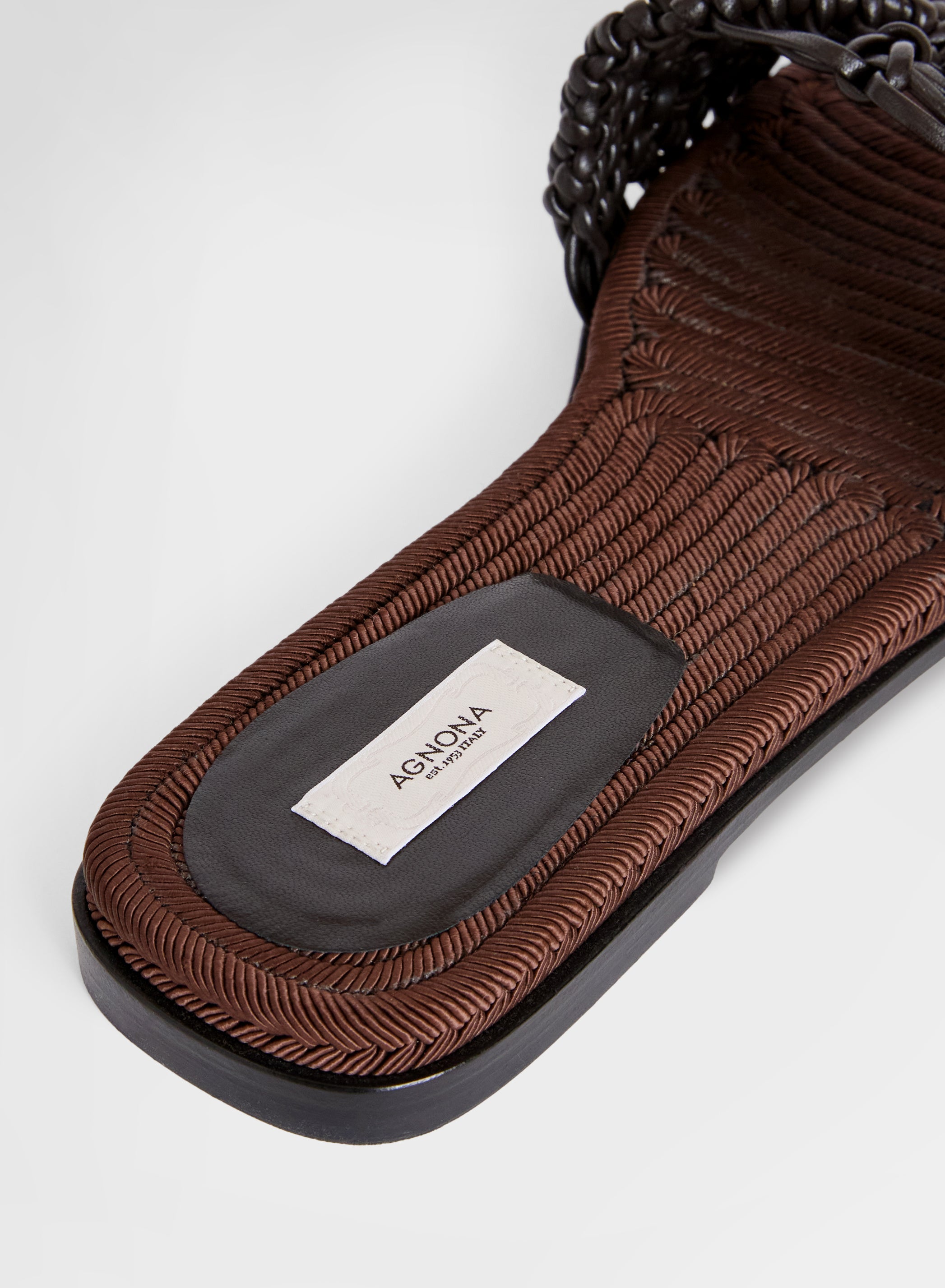 SLIP ON NAPPA CHOCOLATE