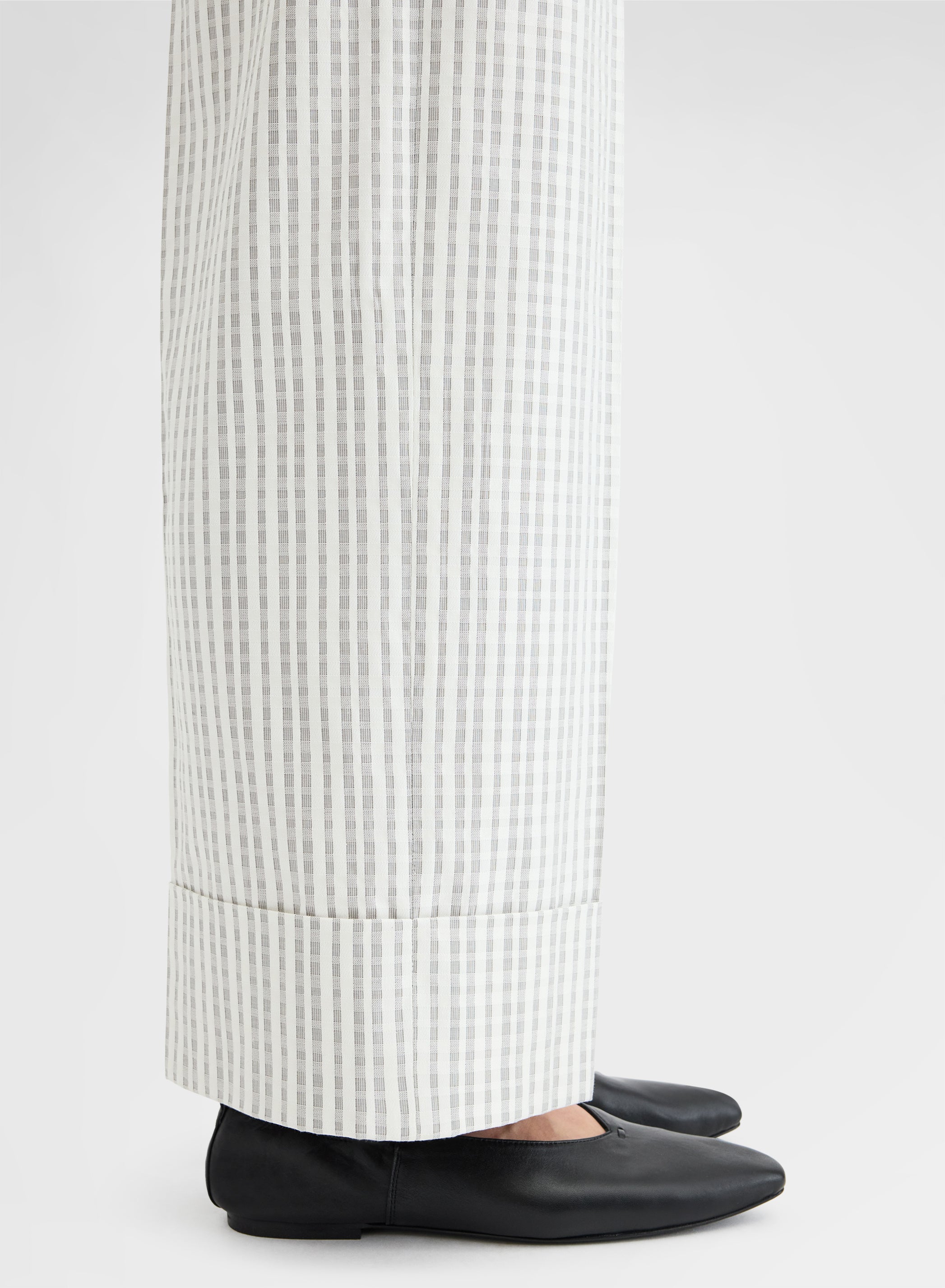 TEXTURED COTTON SILK PANTS GREY