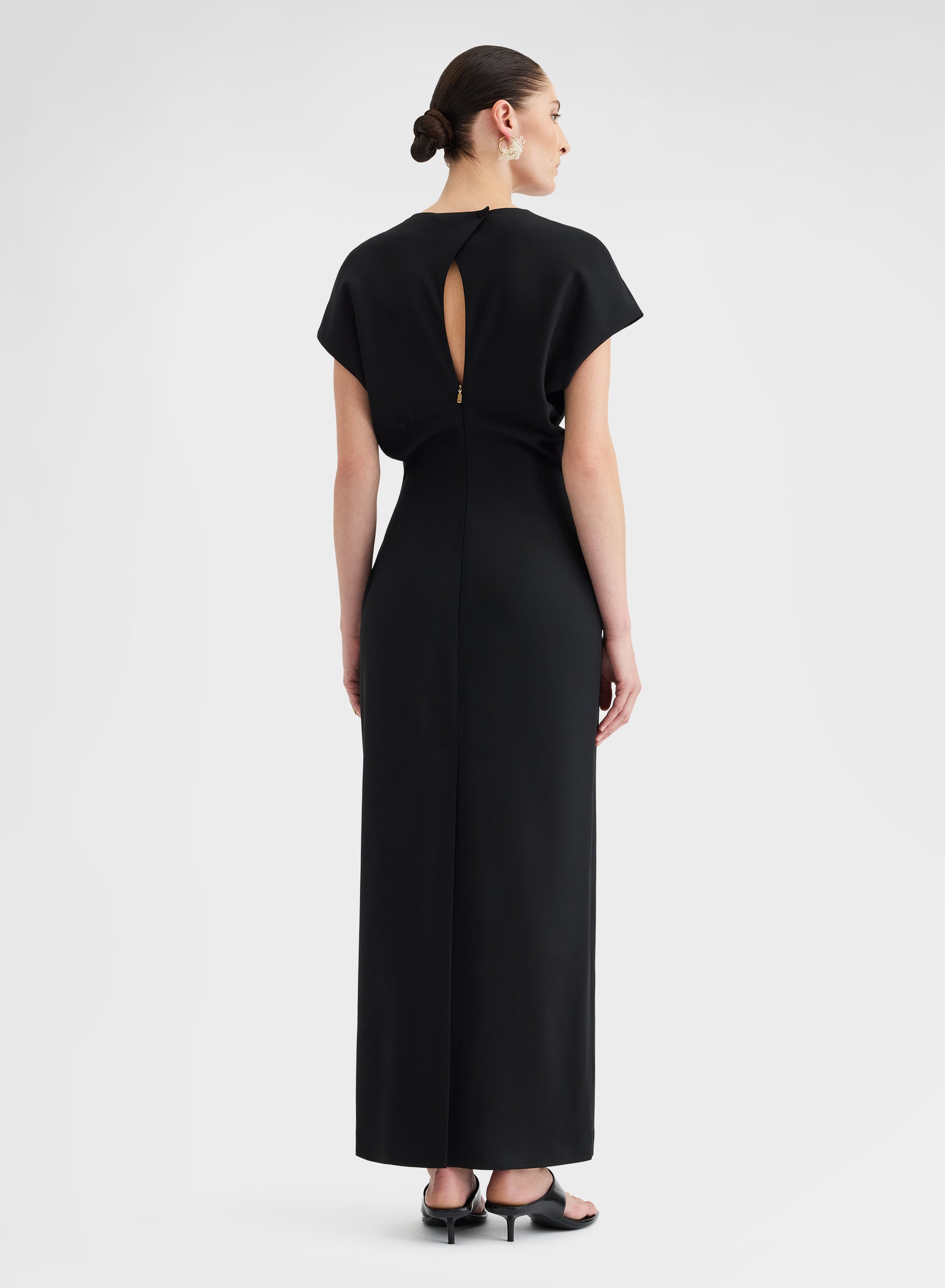 FLUID VISCOSE WOOL DRESS BLACK