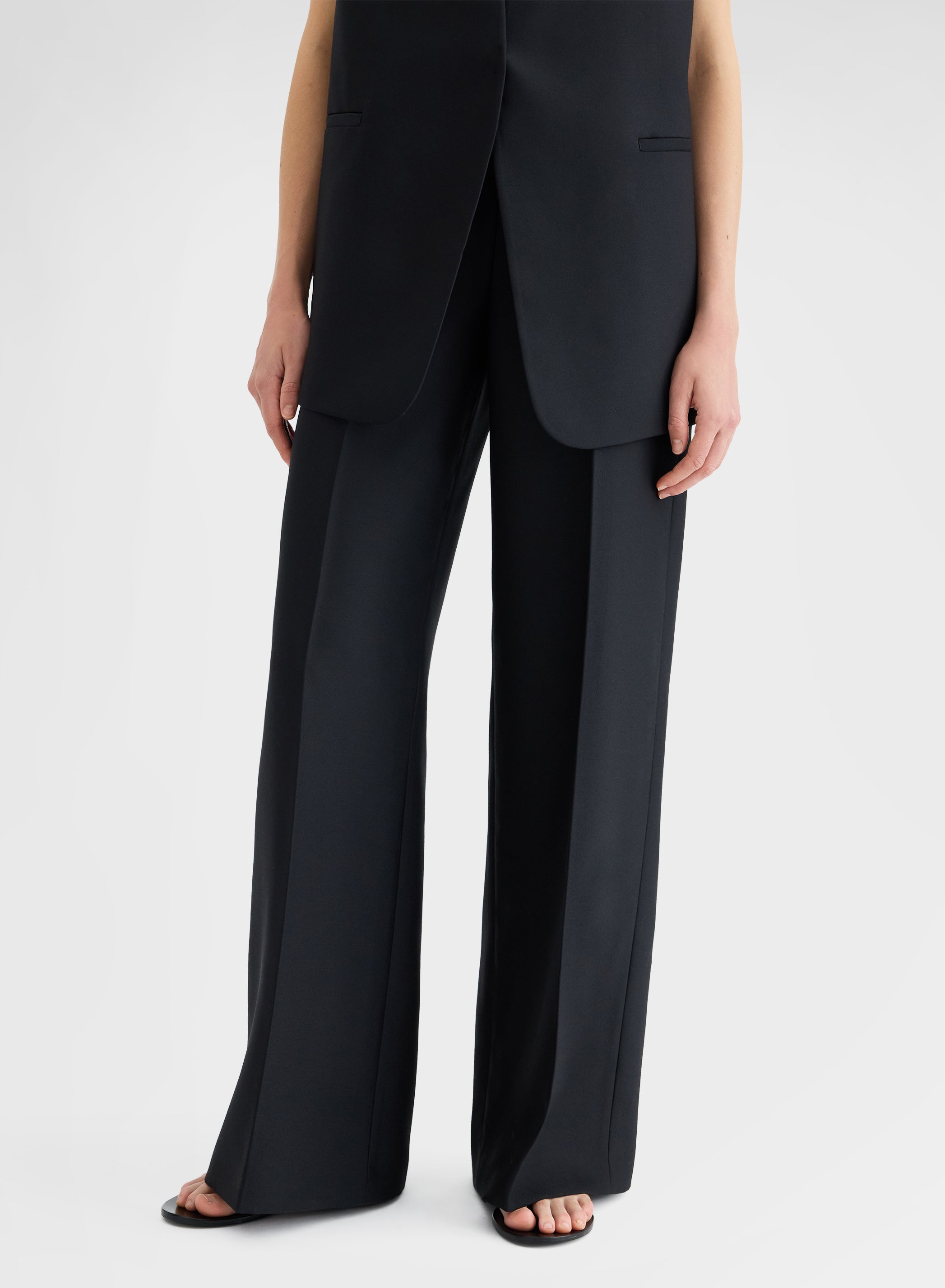 DOUBLE WOOL SILK GILET BLACK