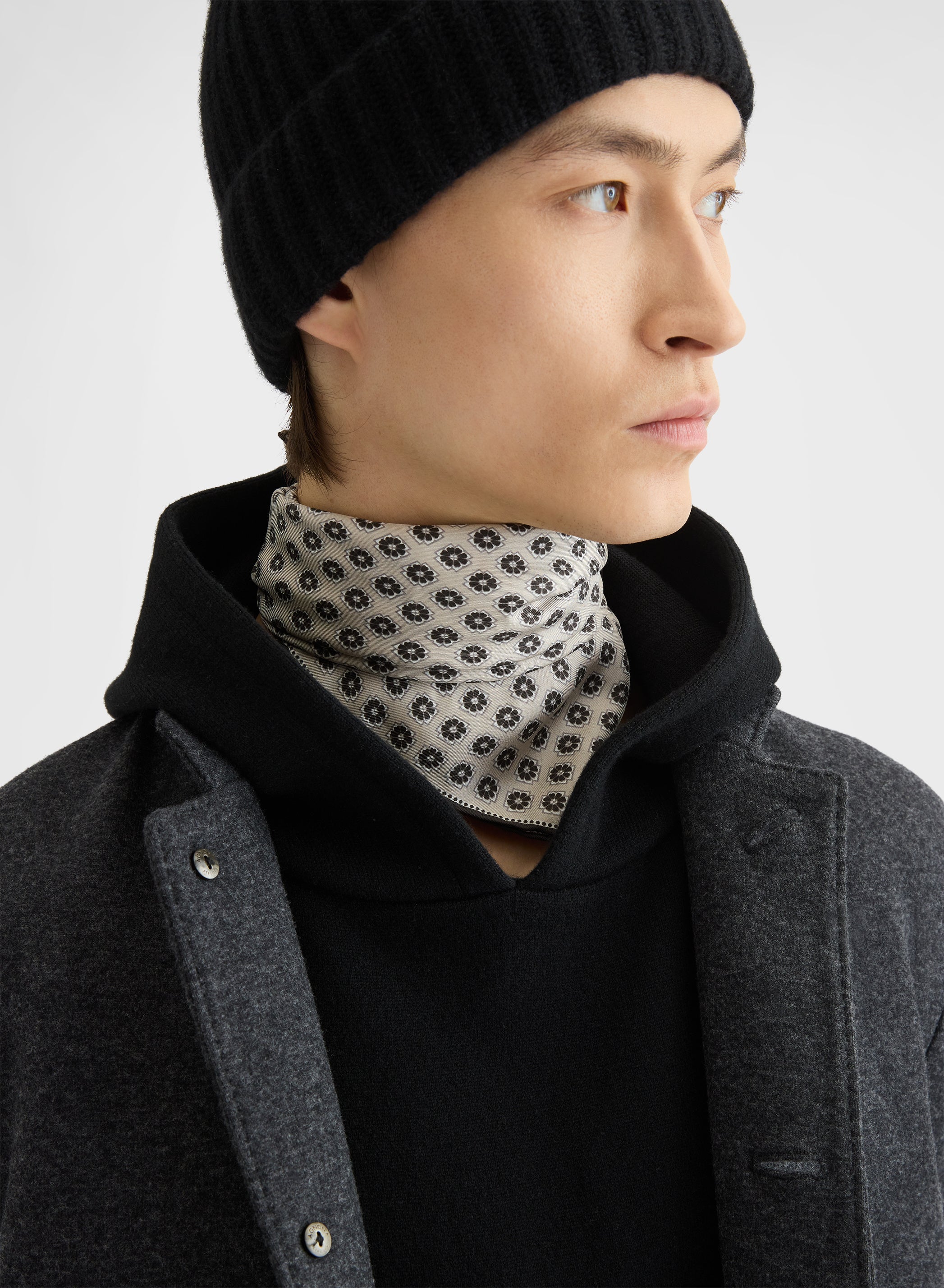 PURE SILK TIE PRINT FOULARD