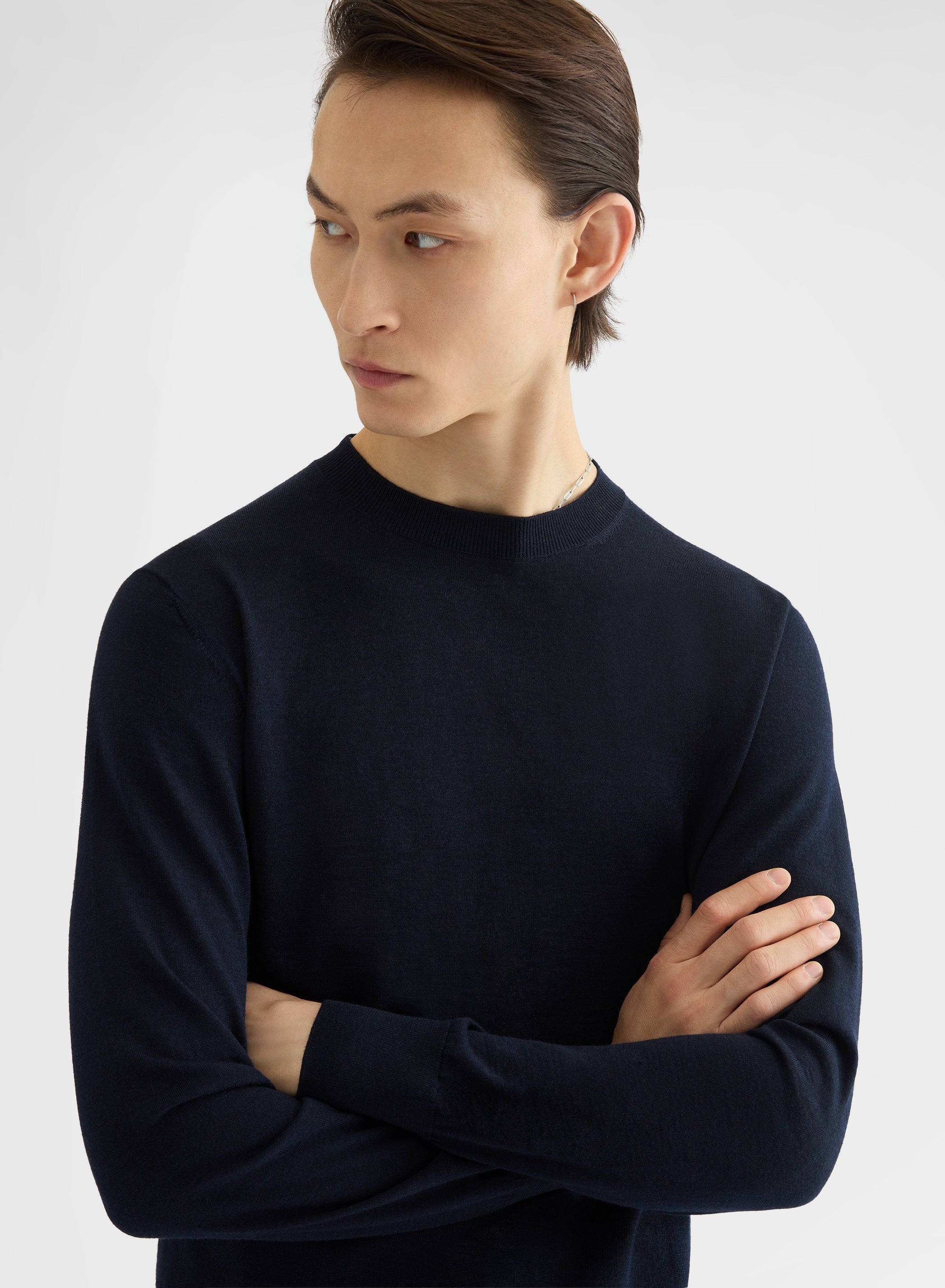 FINE WOOL SILK CASHMERE CREWNECK NIGHT
