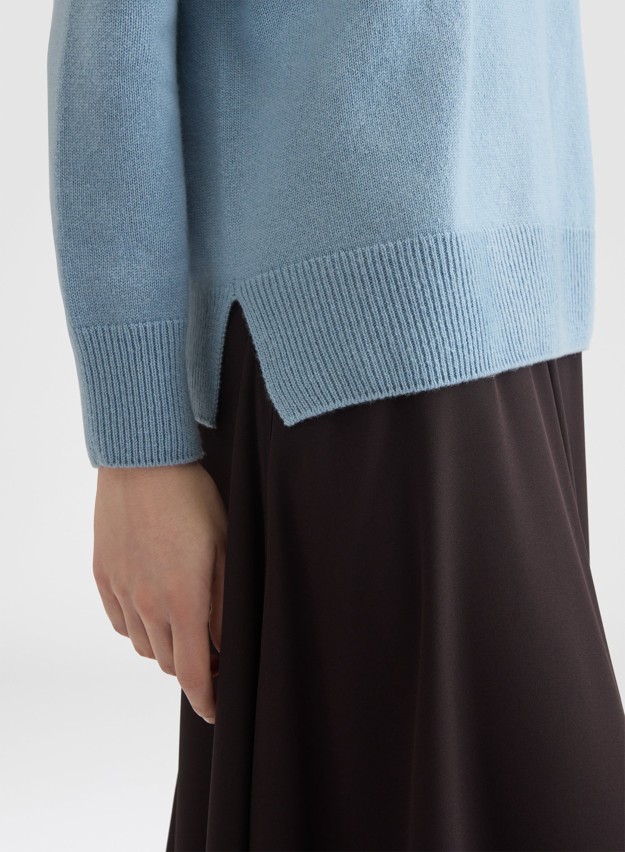 CASHMERE PLAIN KNIT CREWNECK DARK POWDER