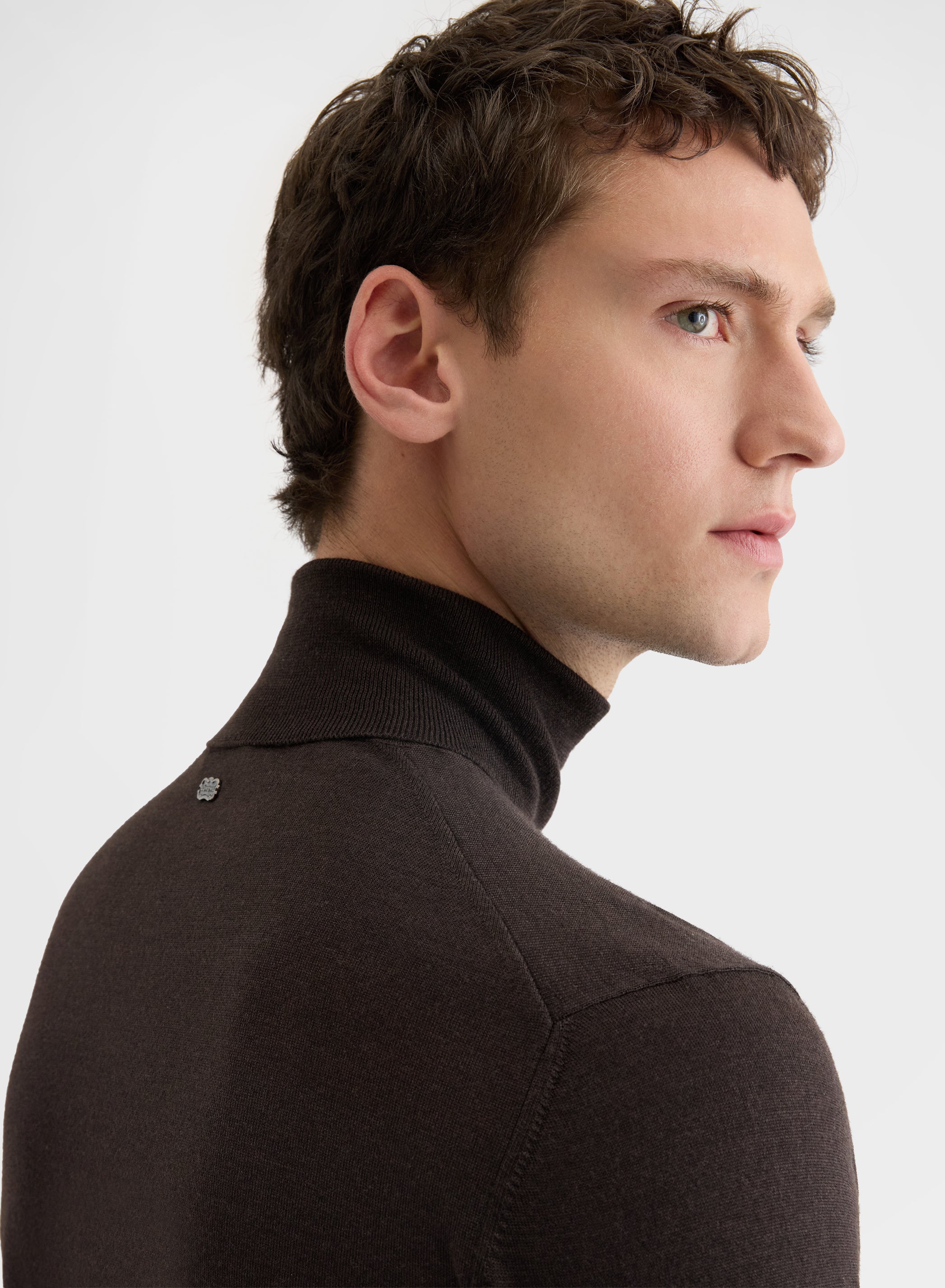 FINE WOOL SILK CASHMERE TURTLENECK EBONY