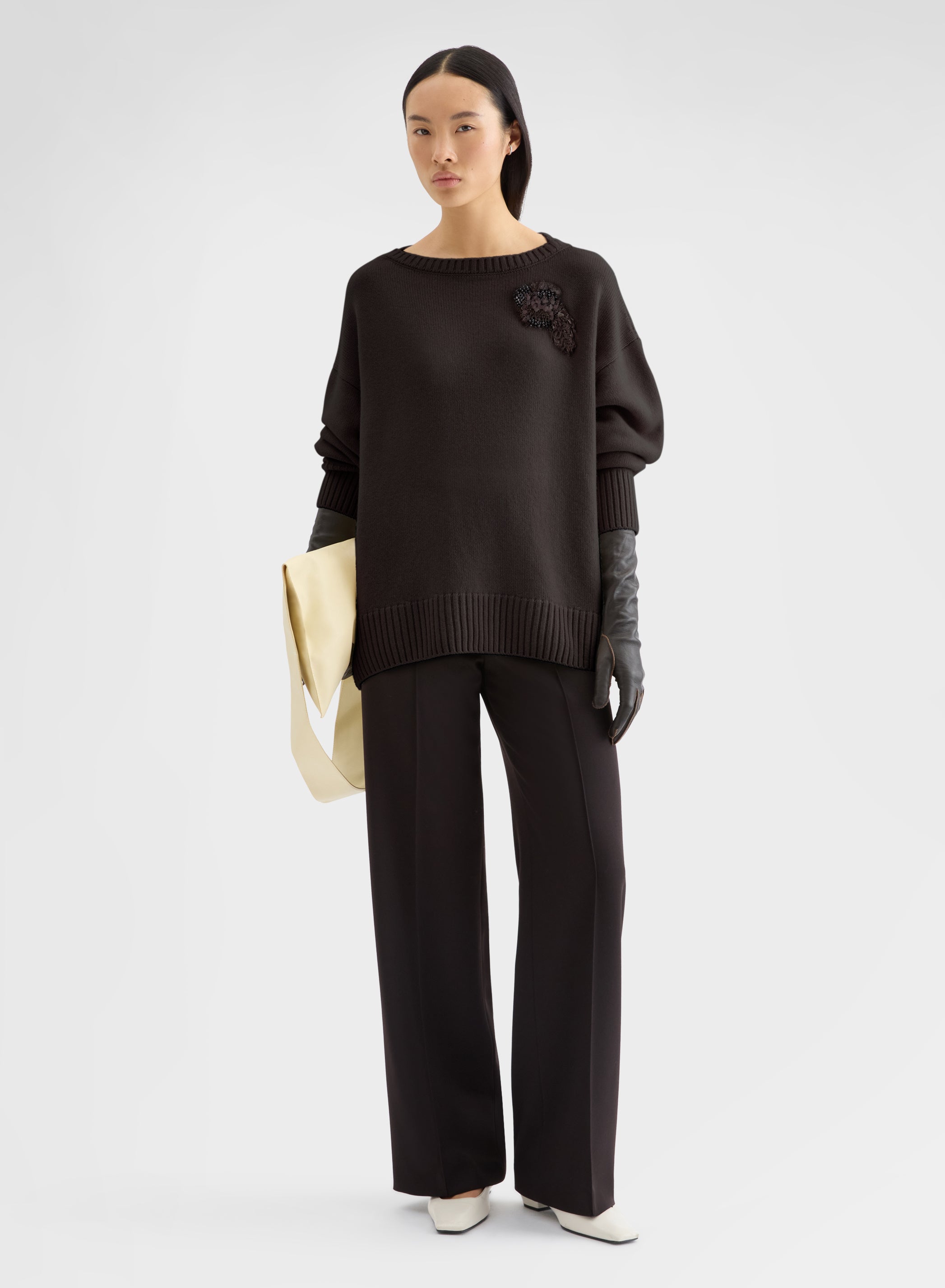 CASHMERE PLAIN KNIT BOAT NECK SWEATER EBONY