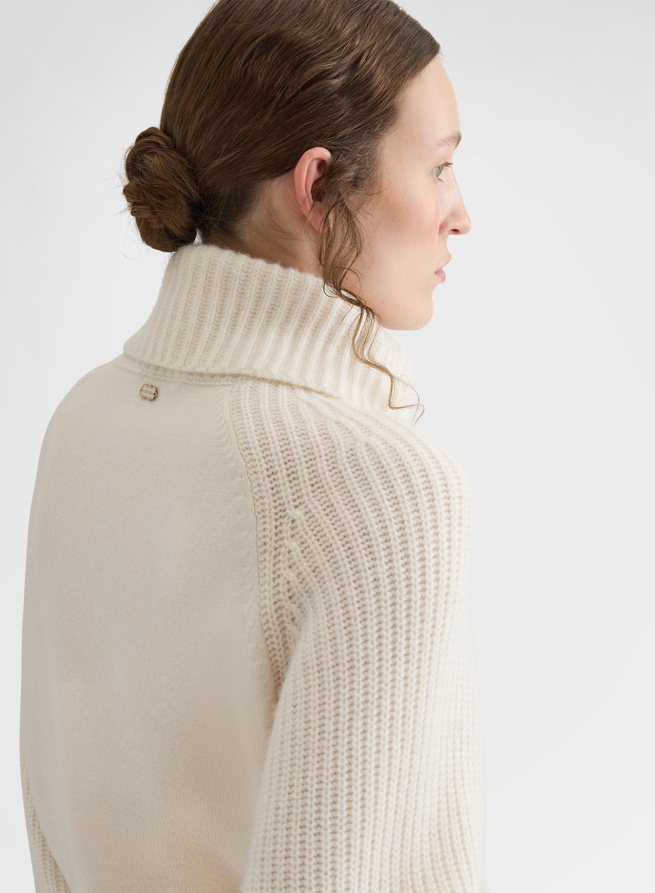 CASHMERE HIGH NECK SWEATER WHITE