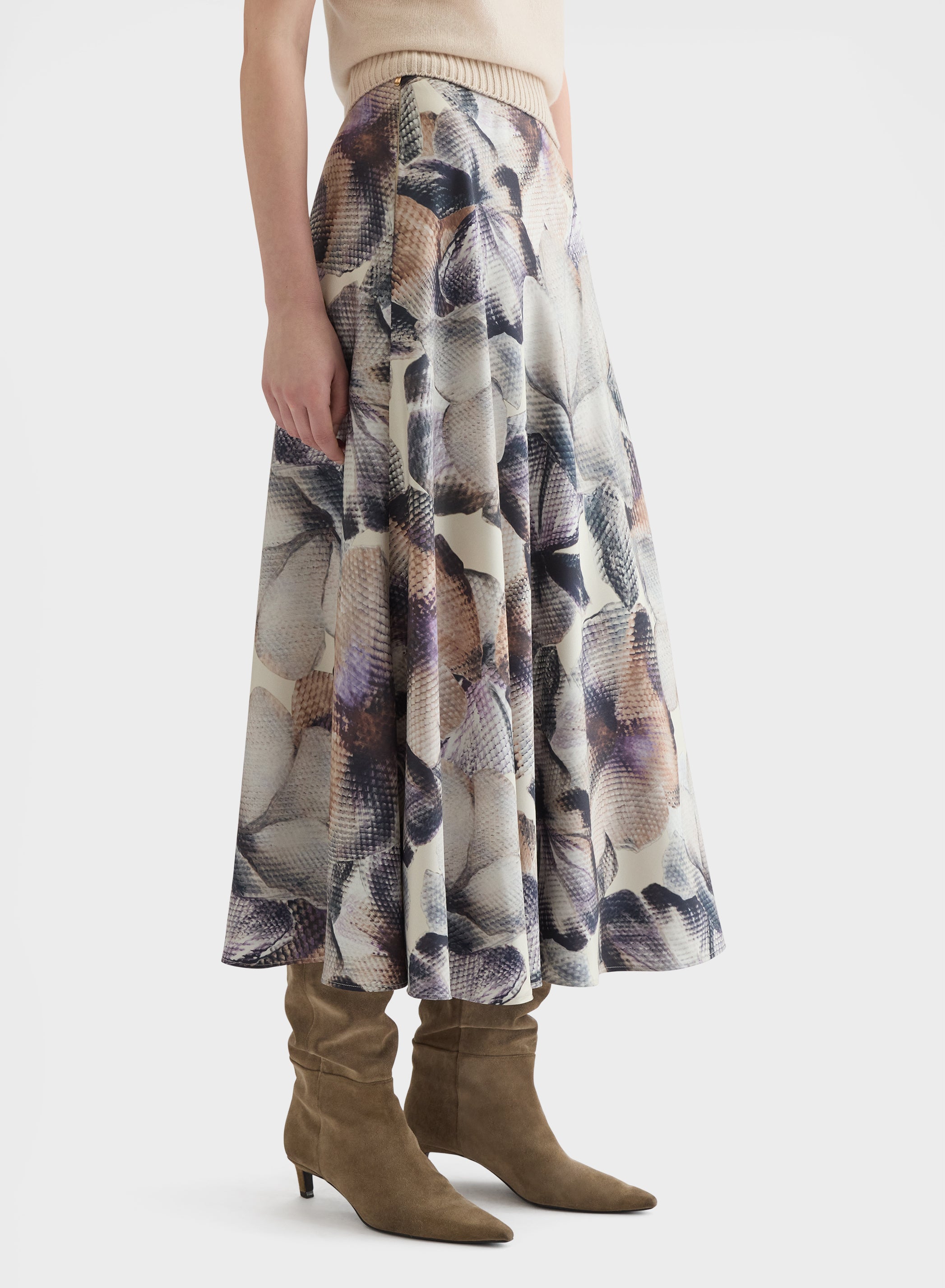 SOFT FLOWERS PRINT MIDI BIAS SKIRT