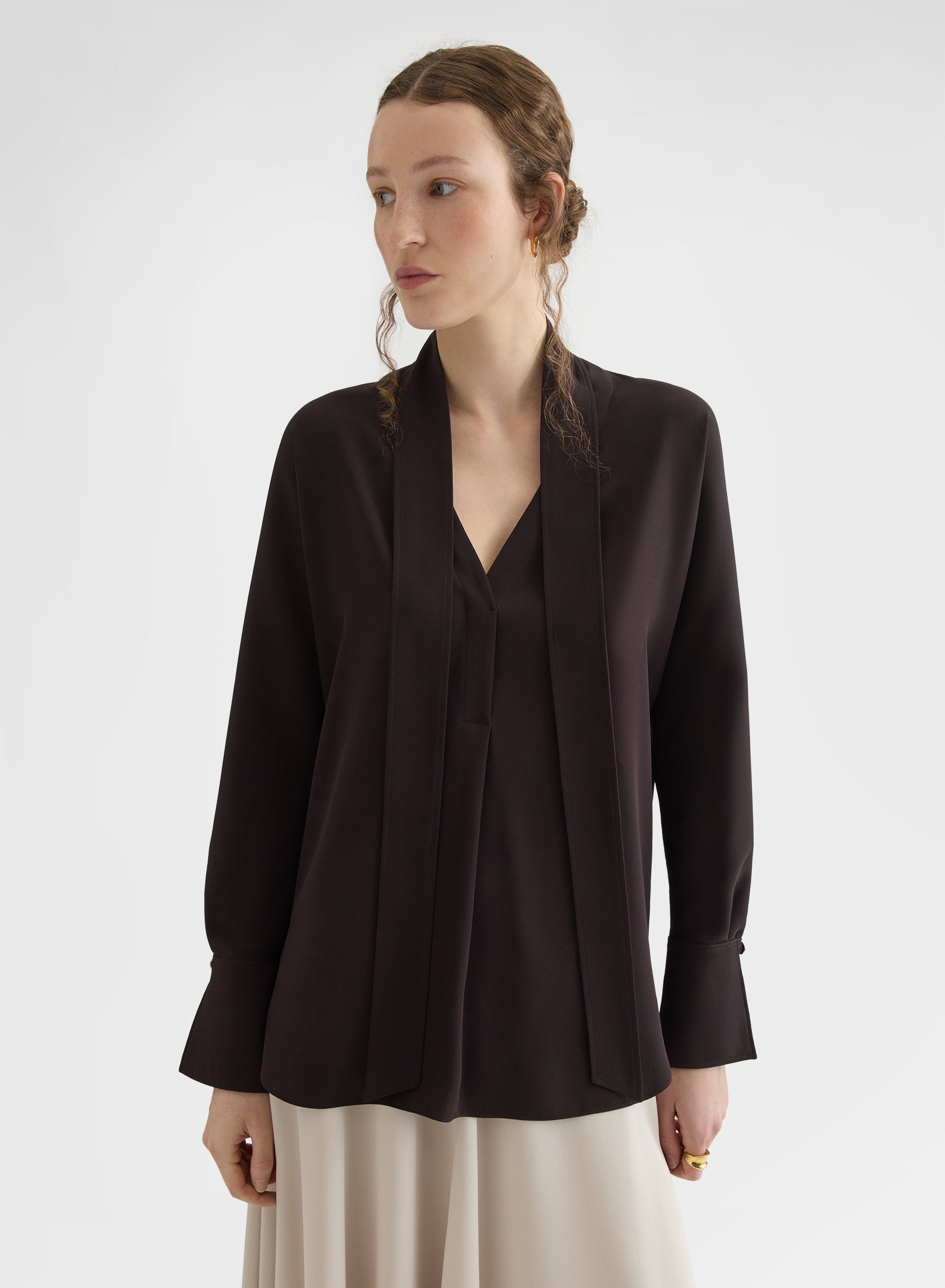 MATT SILK BLEND SCARF BLOUSE EBONY