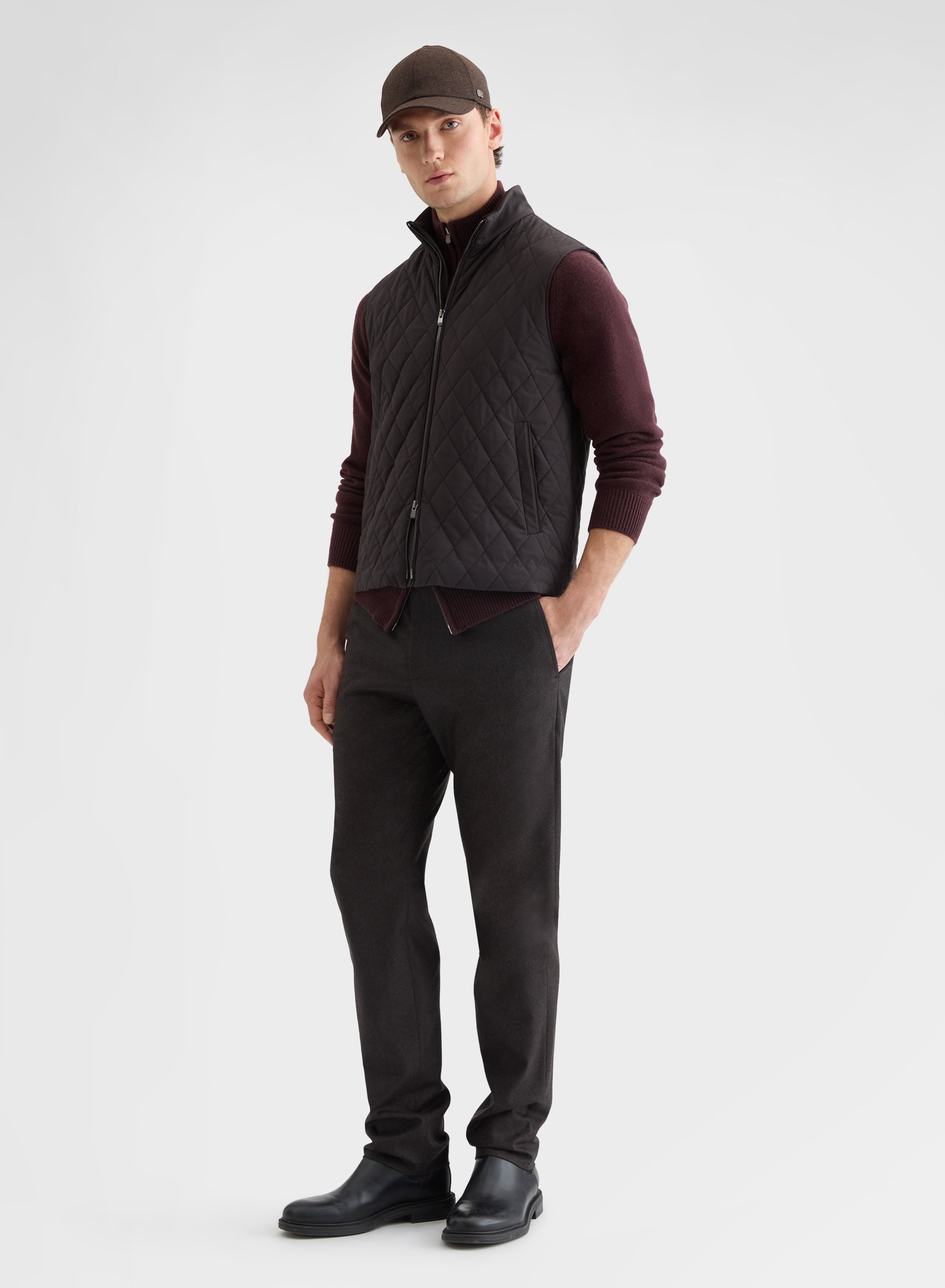 NYLON TECH TWILL QUILTED VEST CHOCOLATE