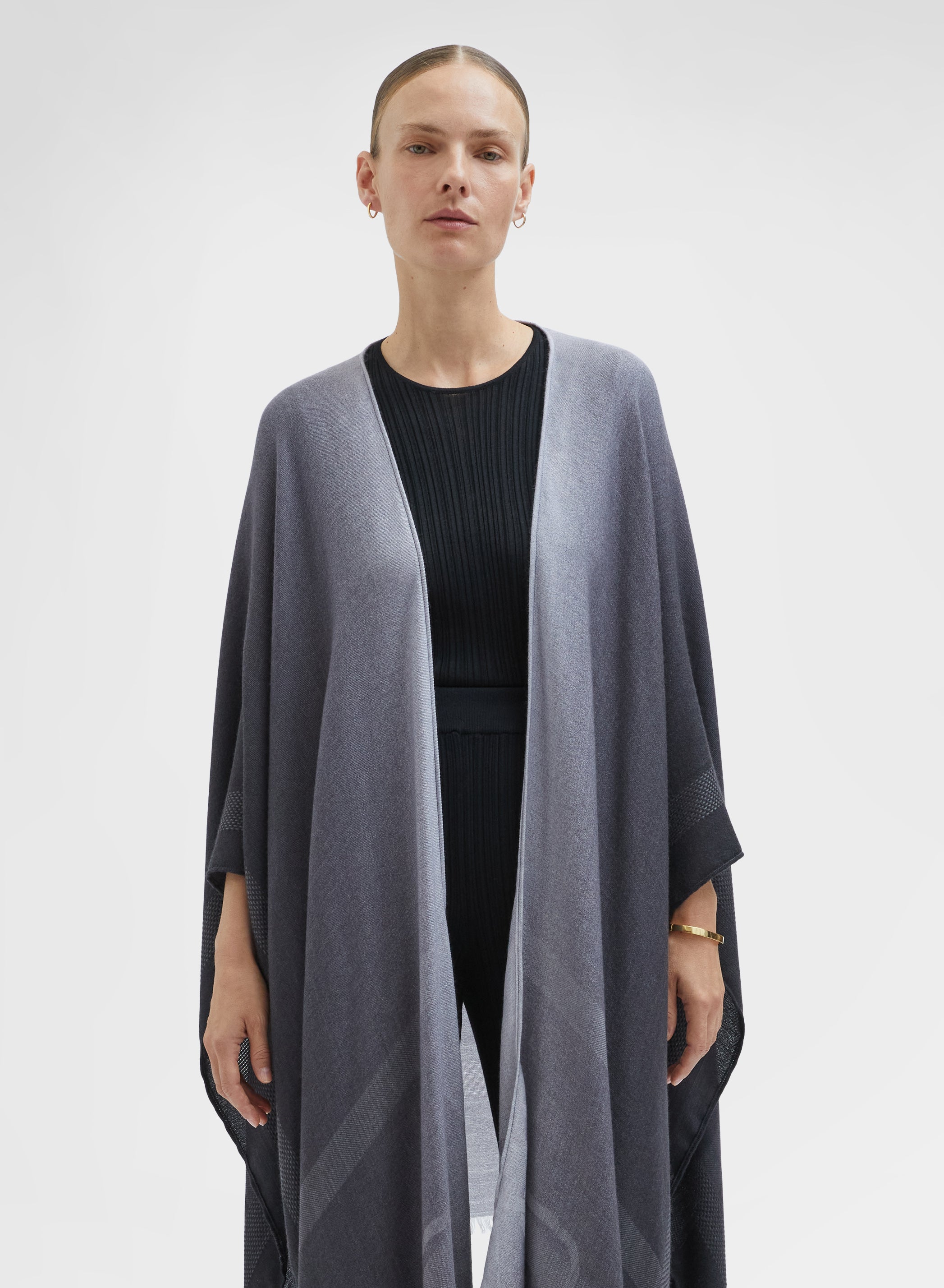 PRINTED WOOL BLEND JACQUARD LONG PONCHO BLACK
