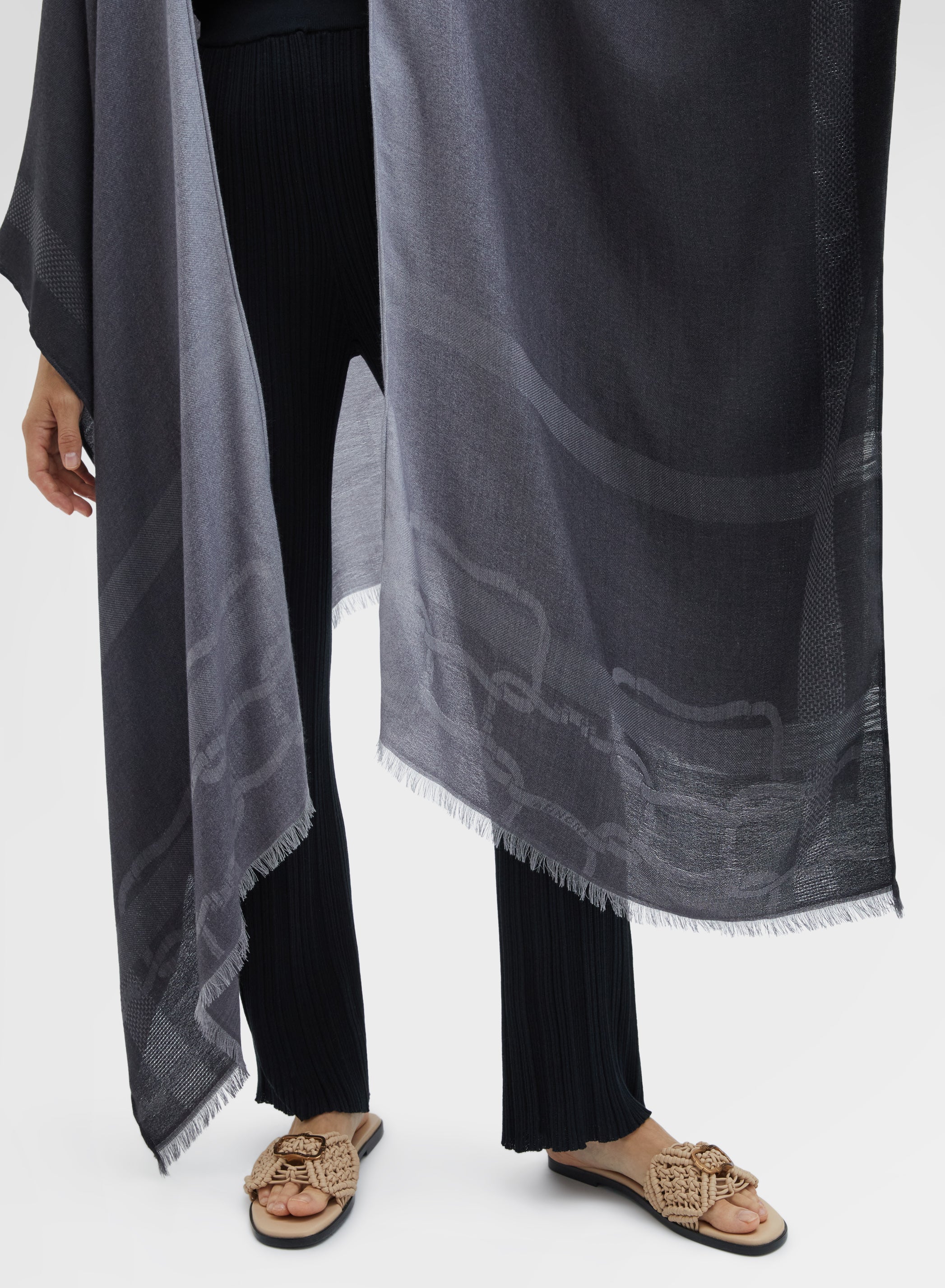 PRINTED WOOL BLEND JACQUARD LONG PONCHO BLACK