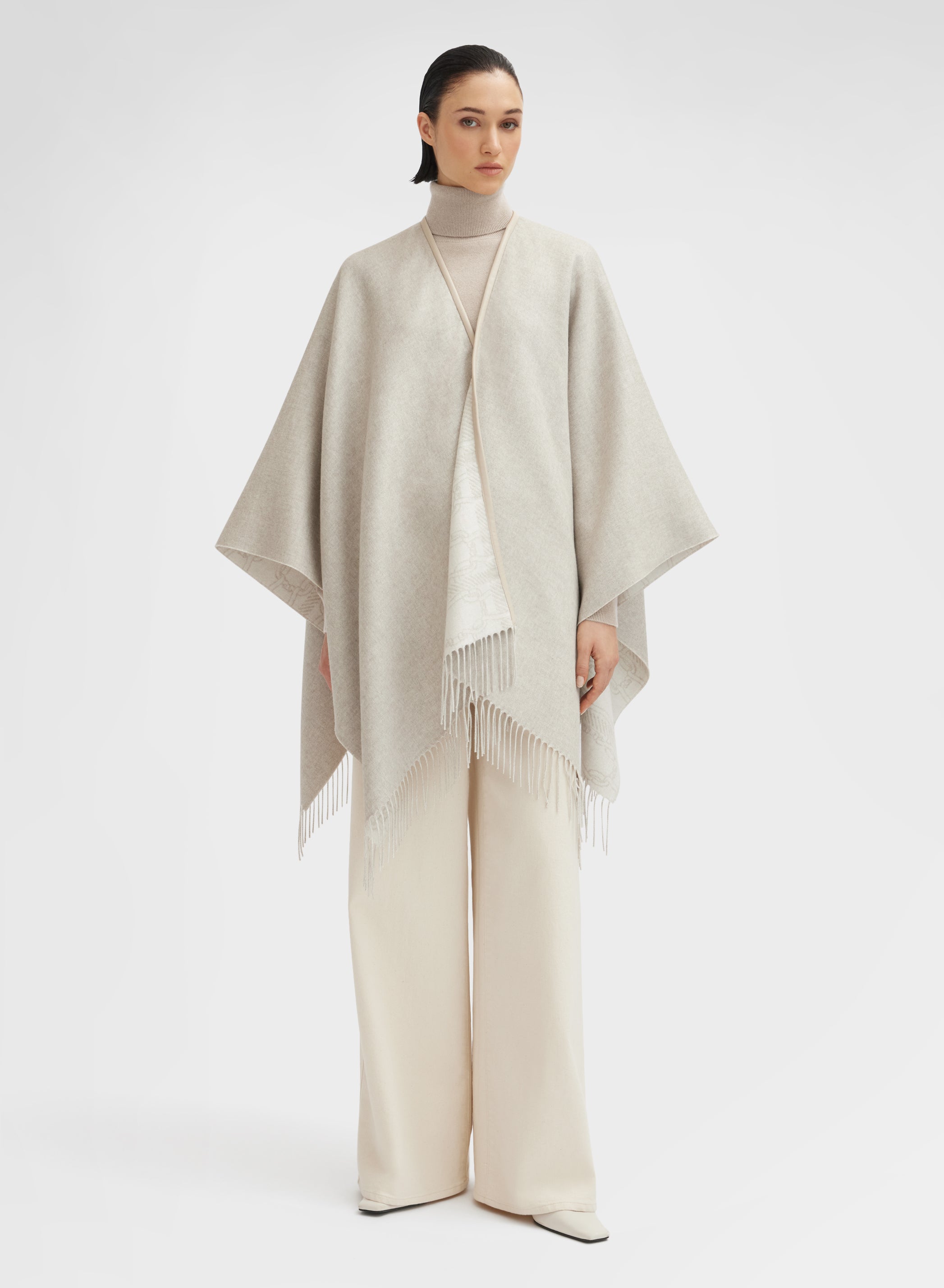 CASHMERE SILK DOUBLE JACQUARD CAPE ICE