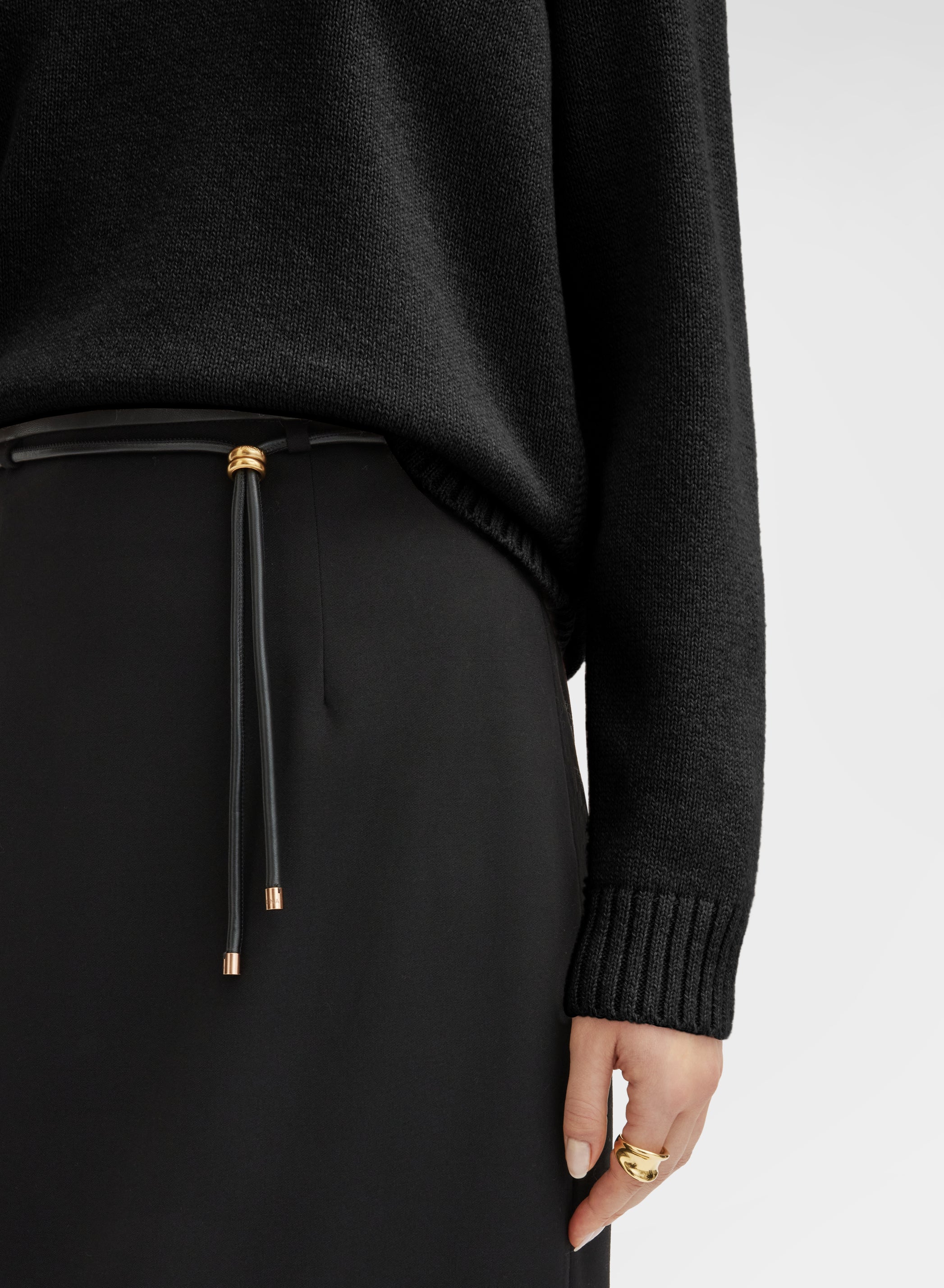 LONG SLEEVE CREWNECK CASHMERE RASATO BLACK