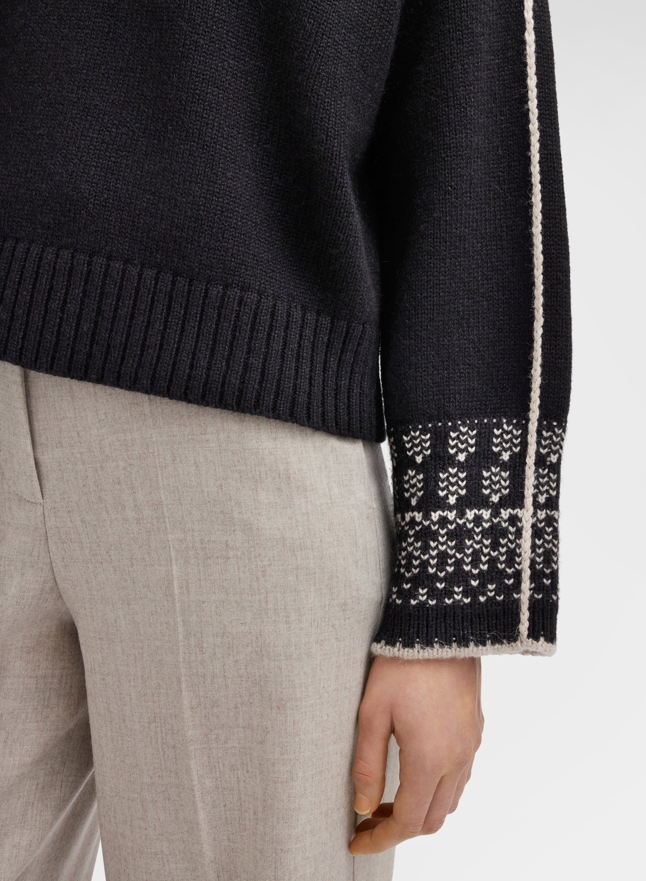 LONG SLEEVE CREWNECK BLISS CASH JACQUARD BLACK