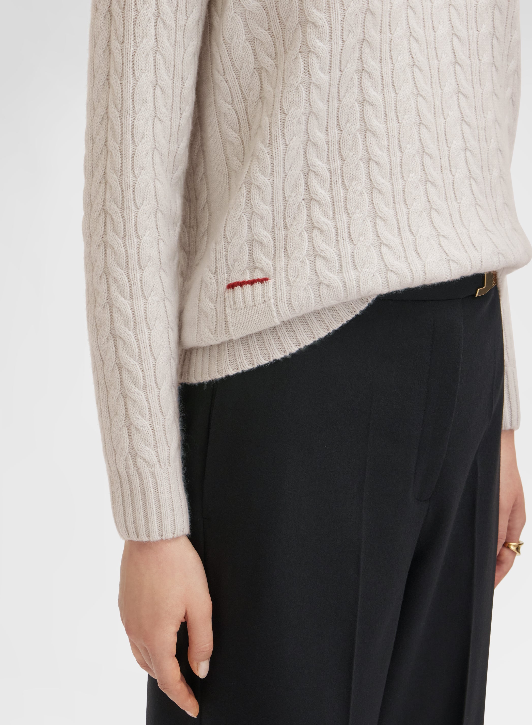 LONG SLEEVE CREWNECK CASHMERE PLAIT MOON