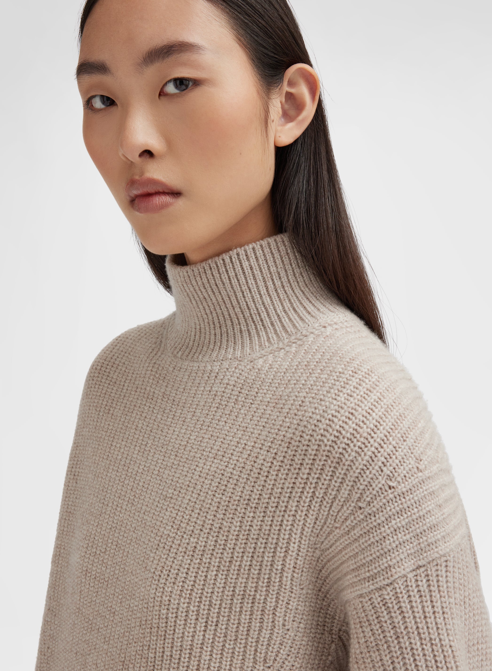LONG SLEEVE HIGH NECK CASHMERE COSTA ALBINO