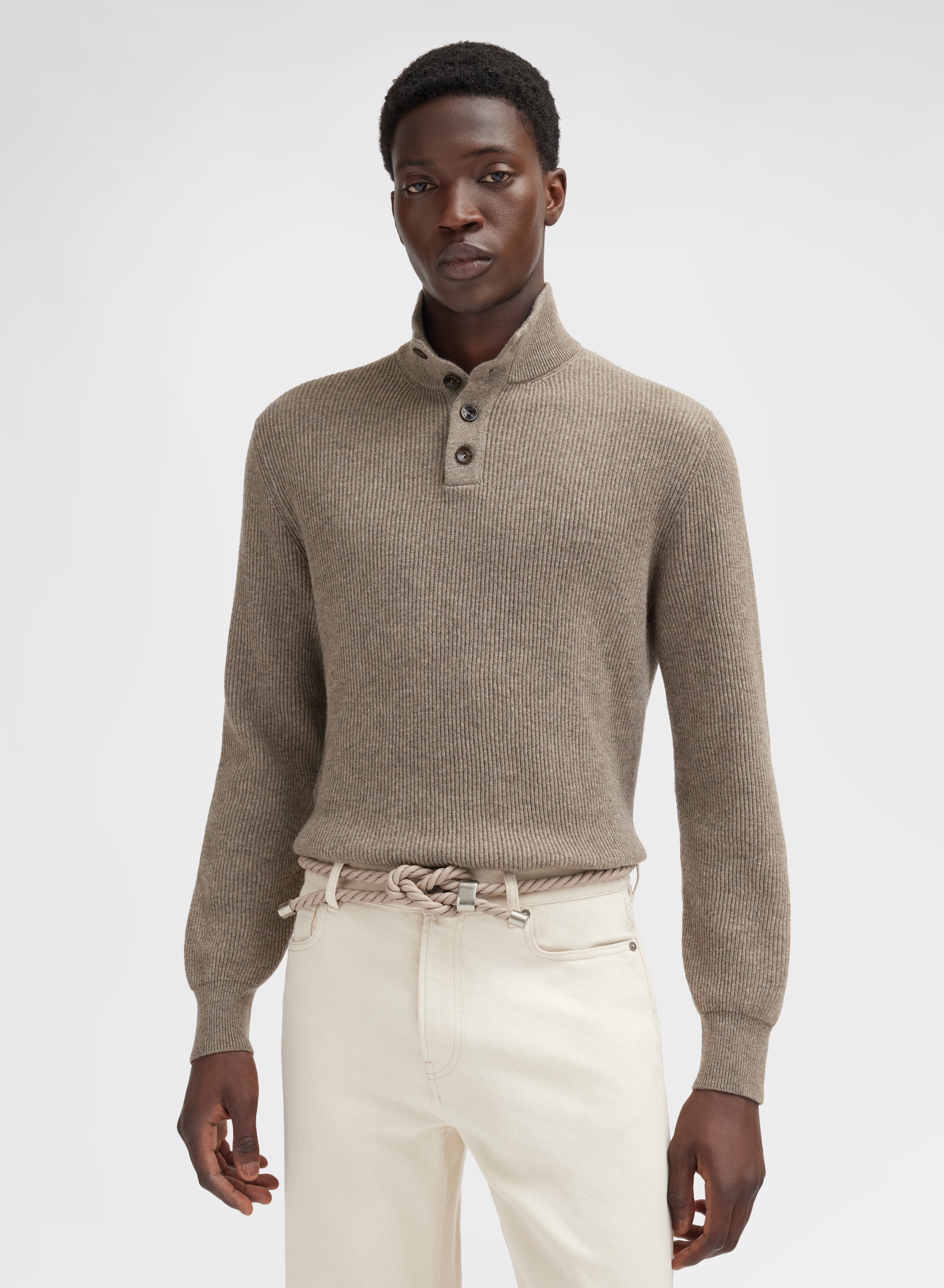 HIGH NECK CASHMERE SESAMO