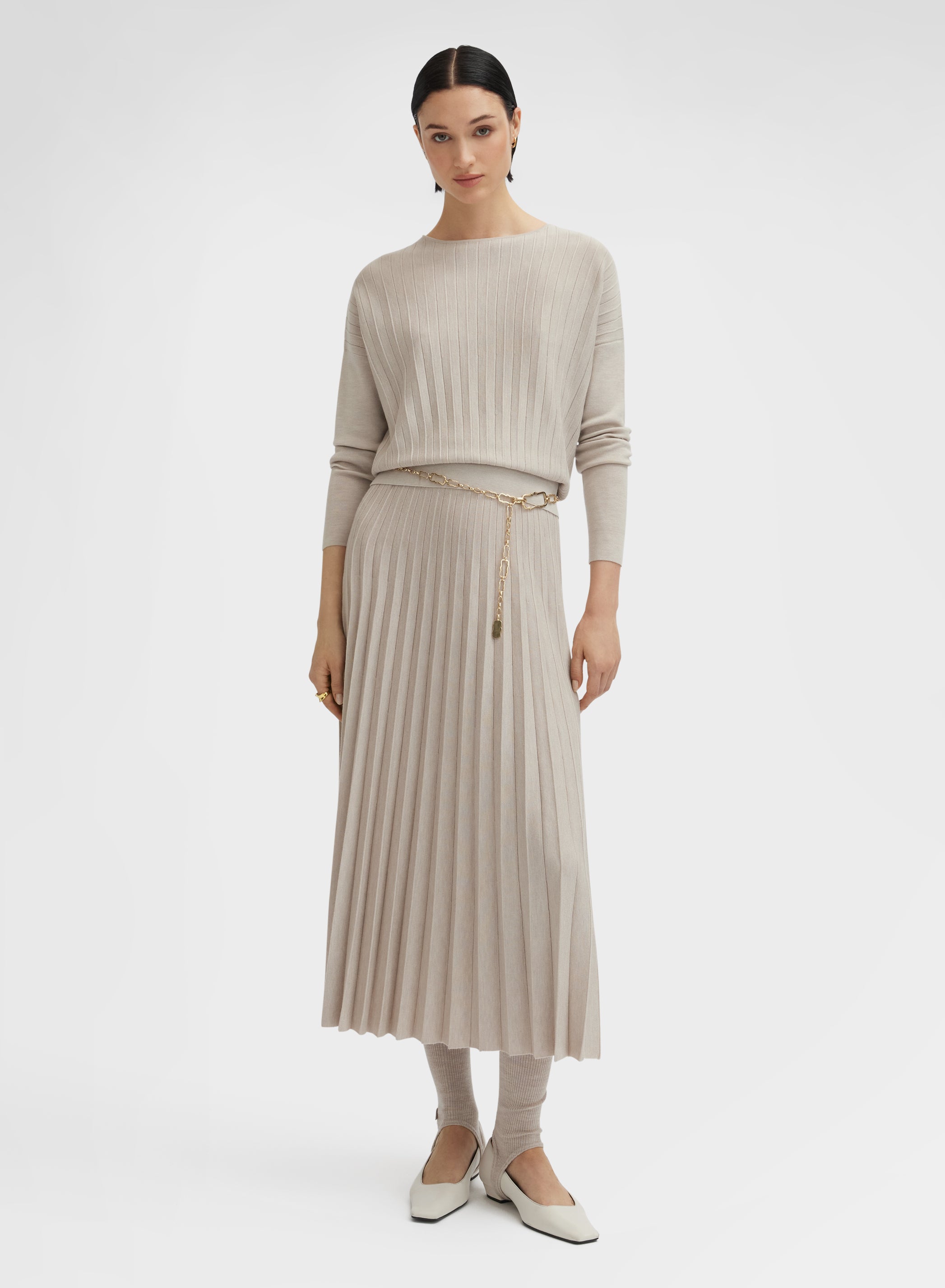 LONG SLEEVE BOAT NECK CRYSTAL PLISSE CHANTILLY