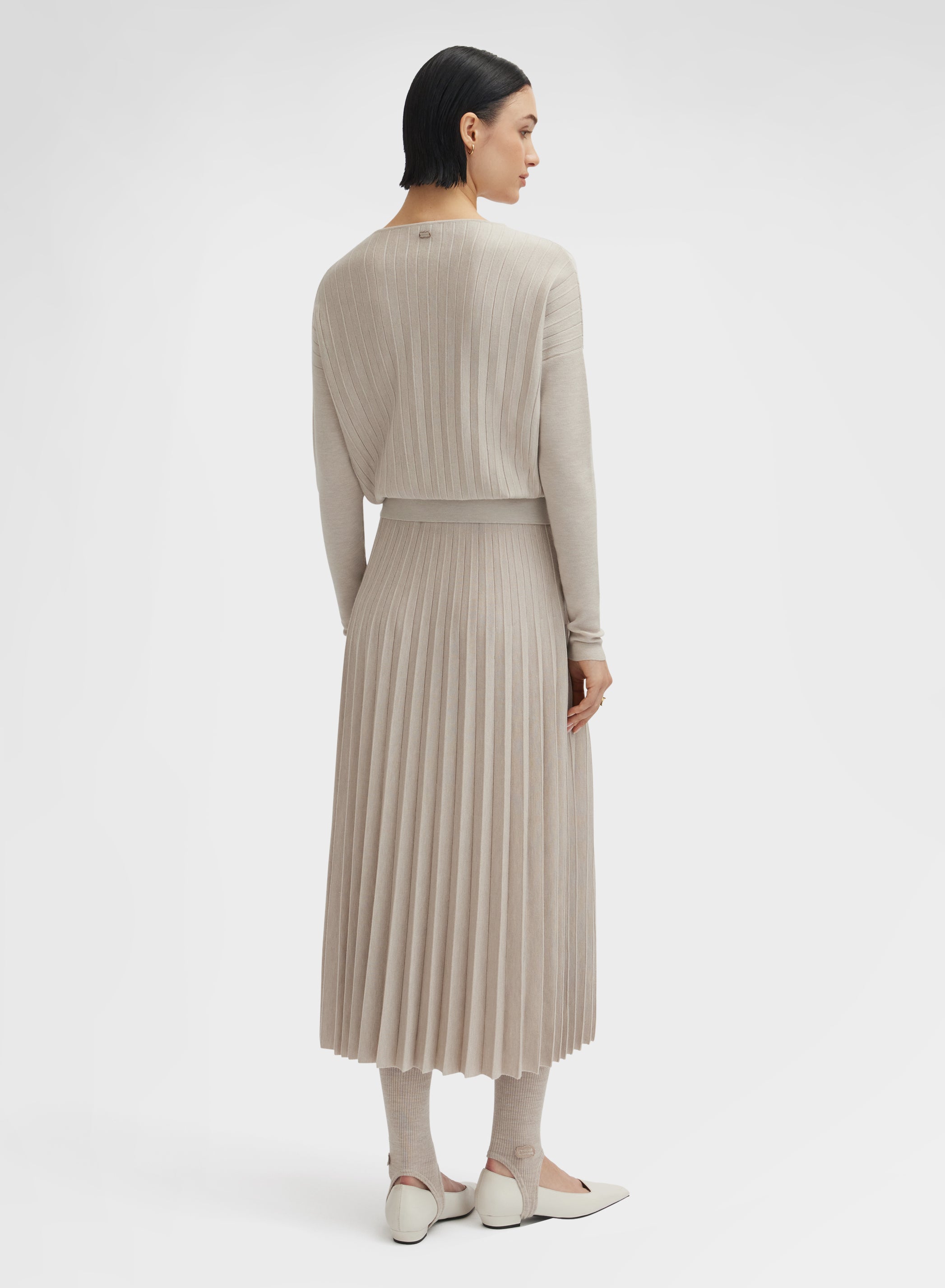 LONG SLEEVE BOAT NECK CRYSTAL PLISSE CHANTILLY
