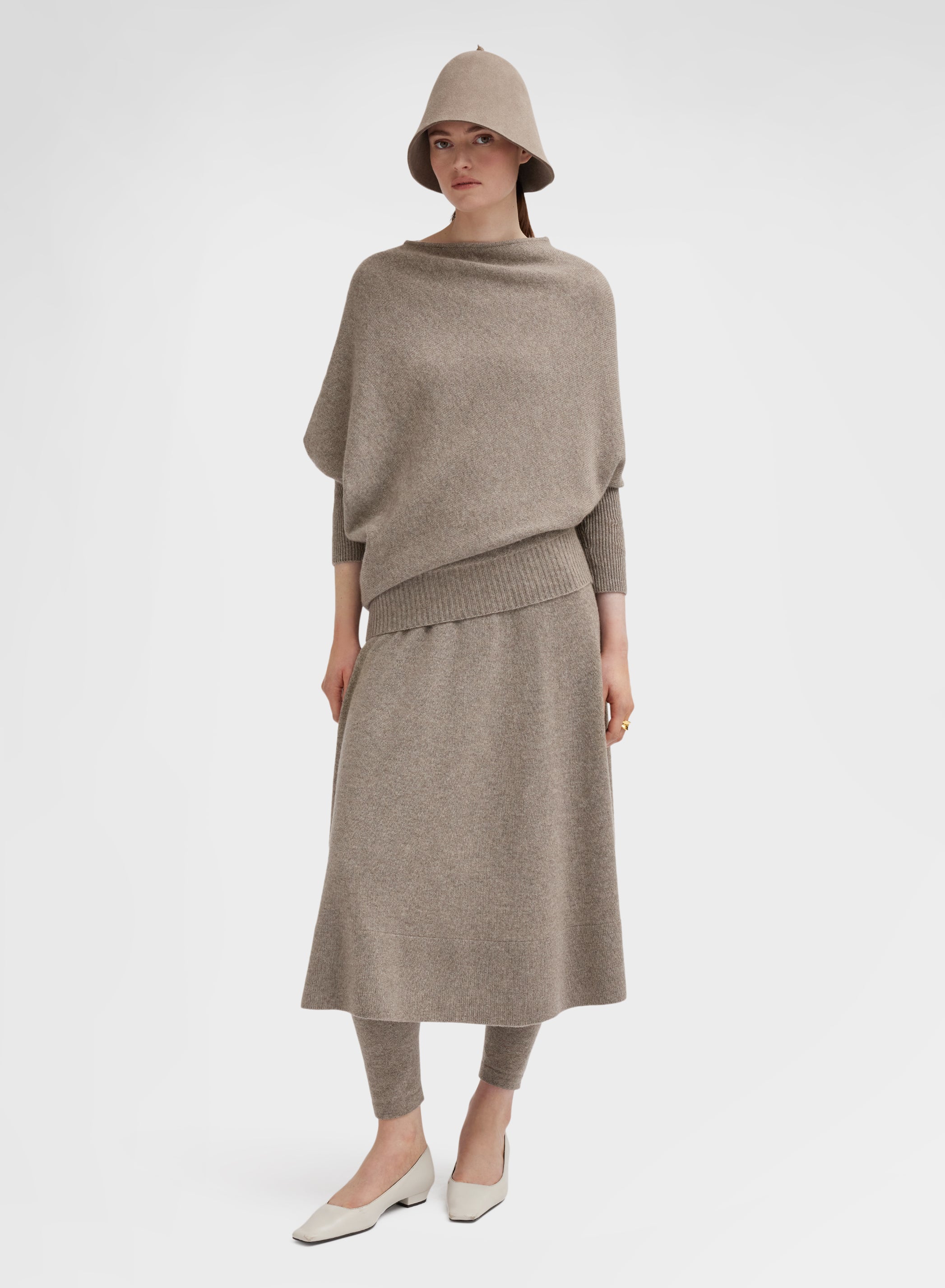 LONG SLEEVE BOAT NECK CASHMERE TUBOLARE SESAMO