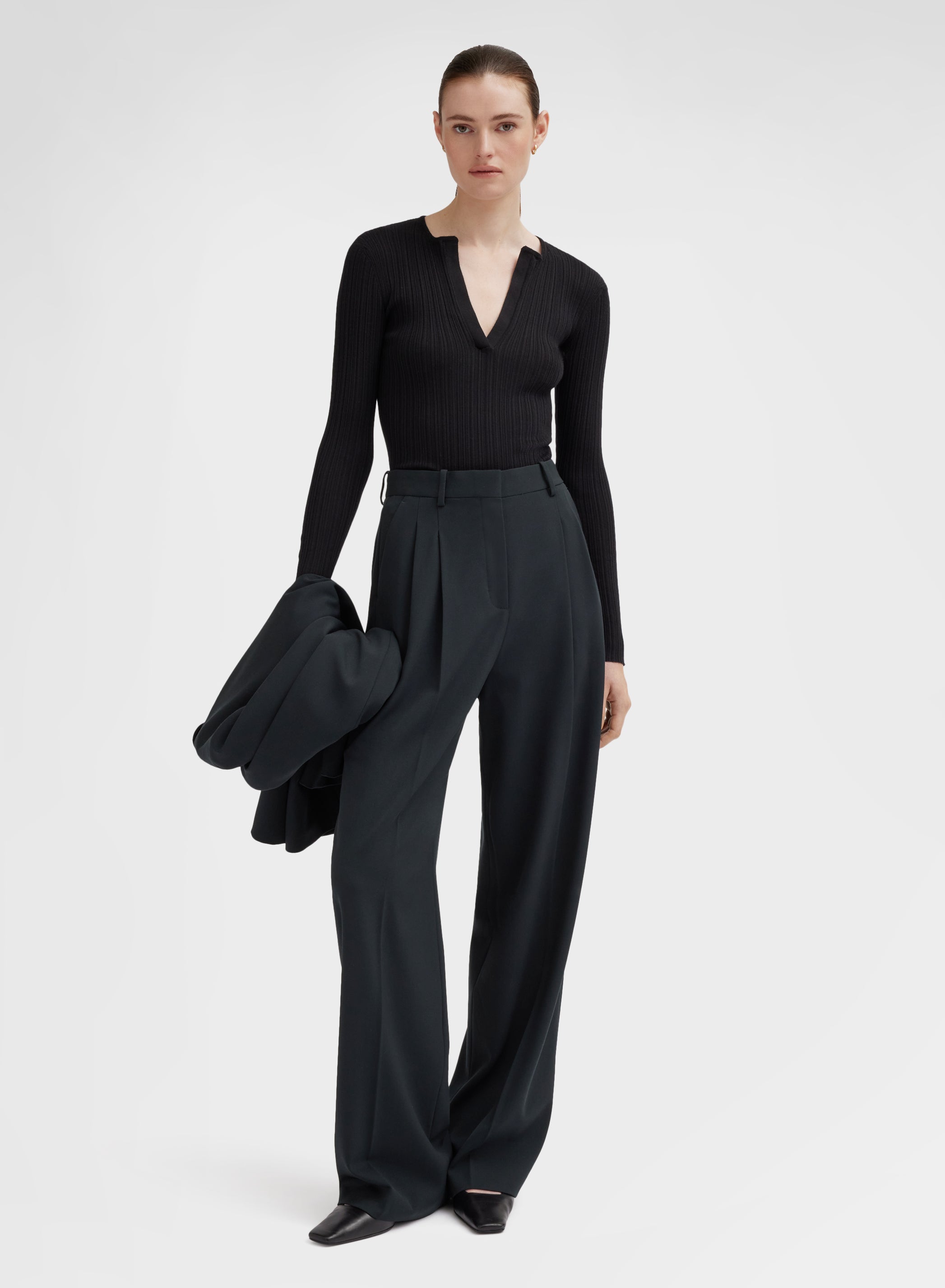 FLUID WOOL PANTS BOTTLE GREEN