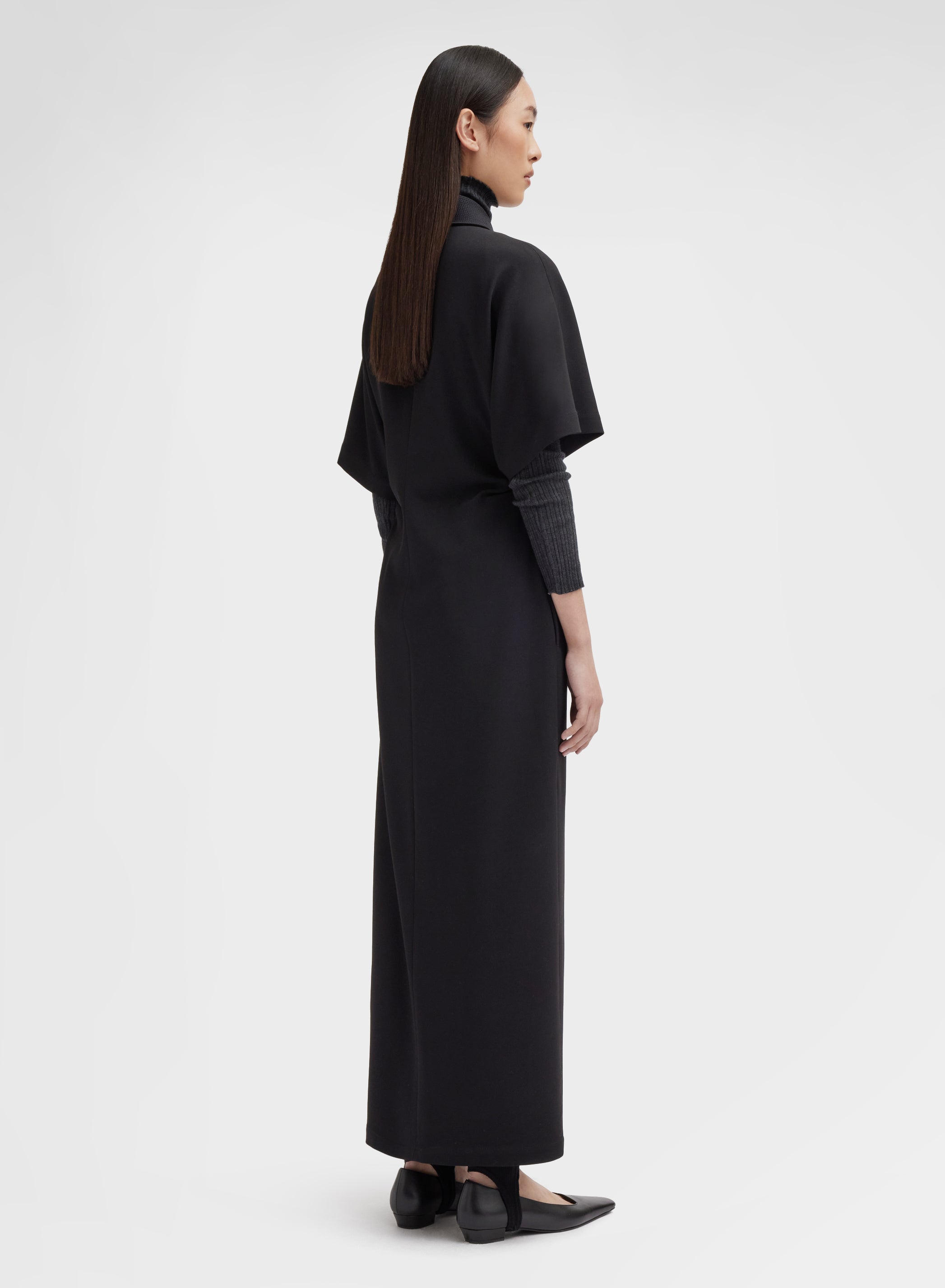 FLUID WOOL DRESS BLACK