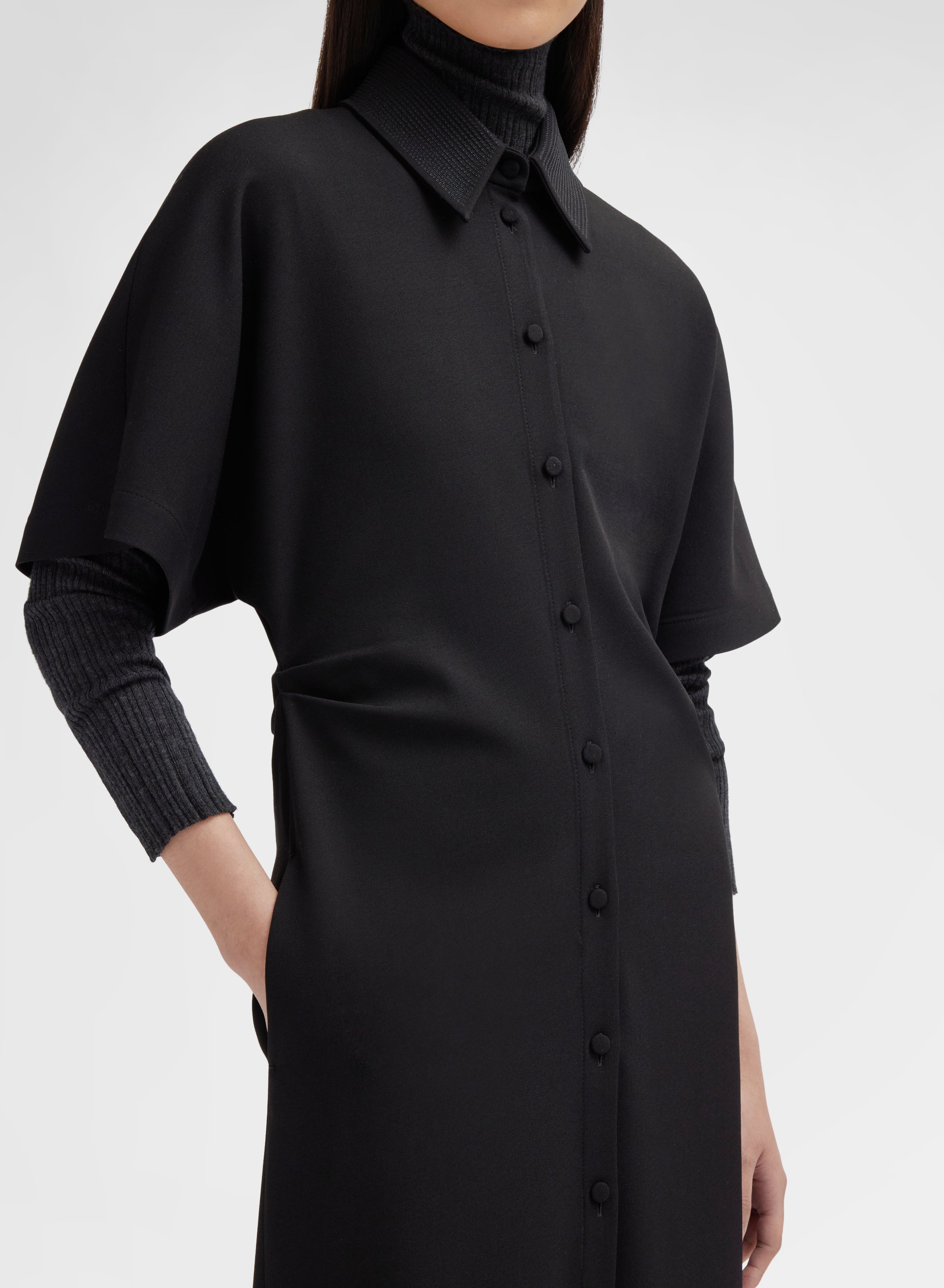 FLUID WOOL DRESS BLACK