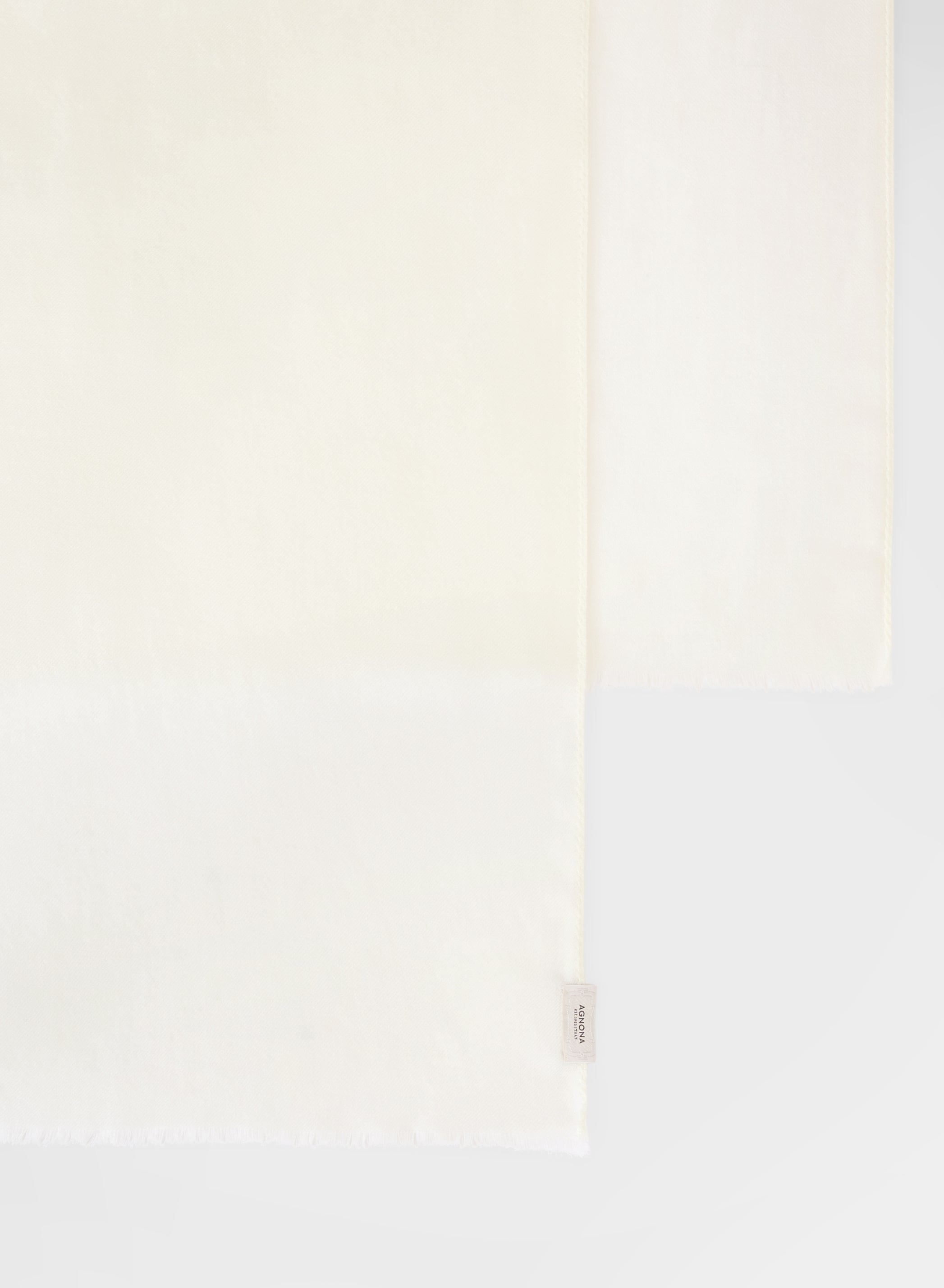 Extra Light Cashmere Scarf White Signature Stole | Agnona Italy