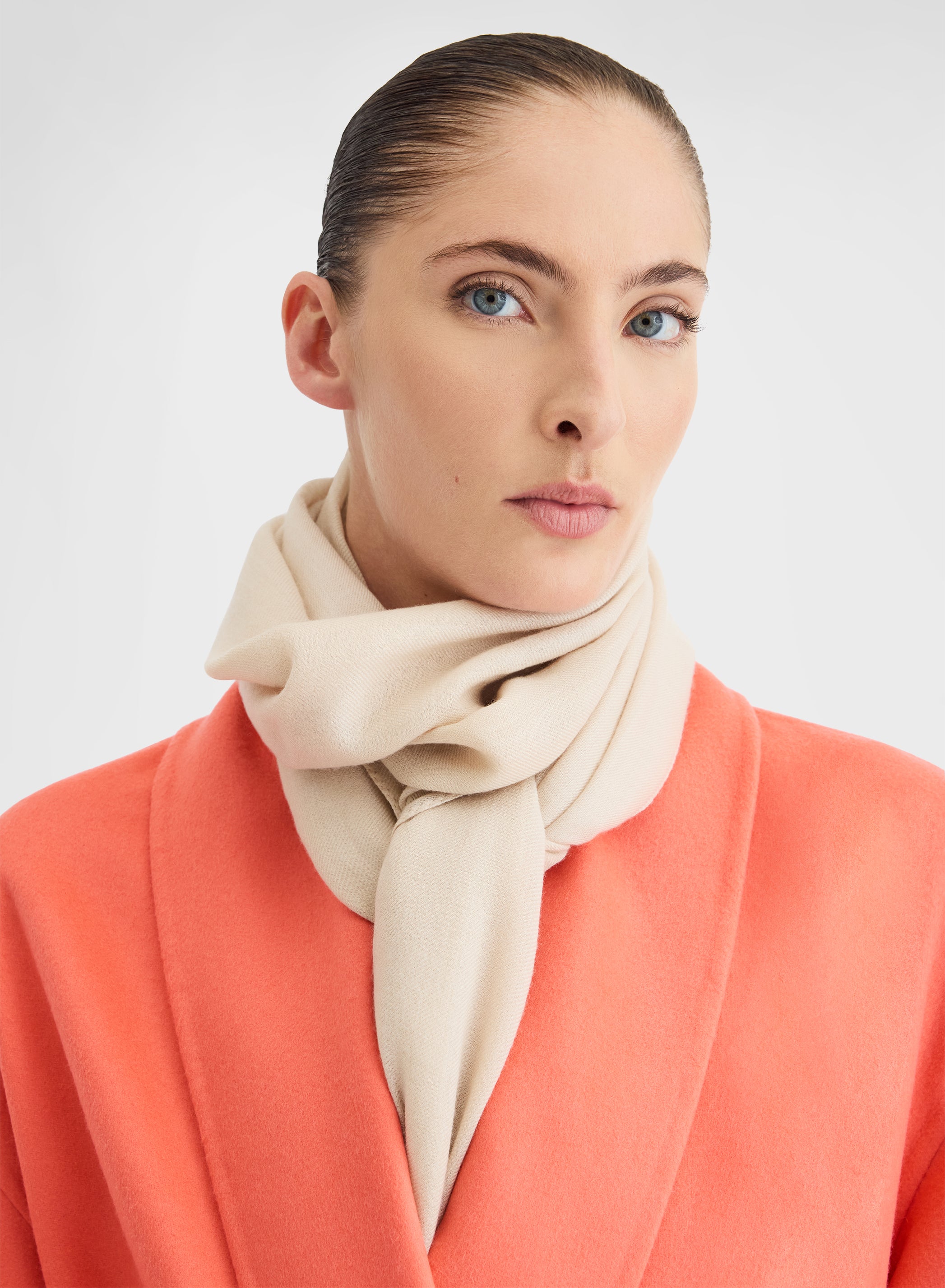 Extra Light Cashmere Scarf Stone Grey Stole | Agnona Italy