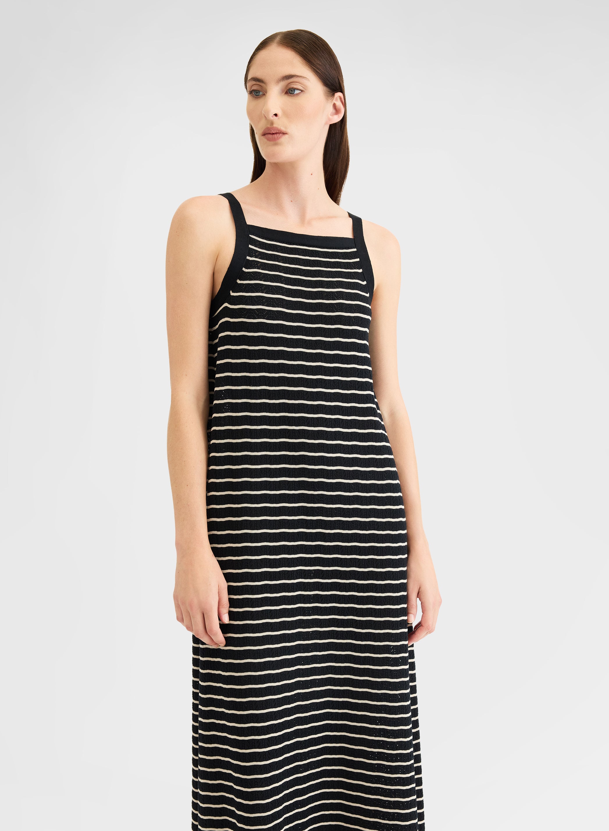 SHORT SLEEVE DRESS BLACK/BEIGE