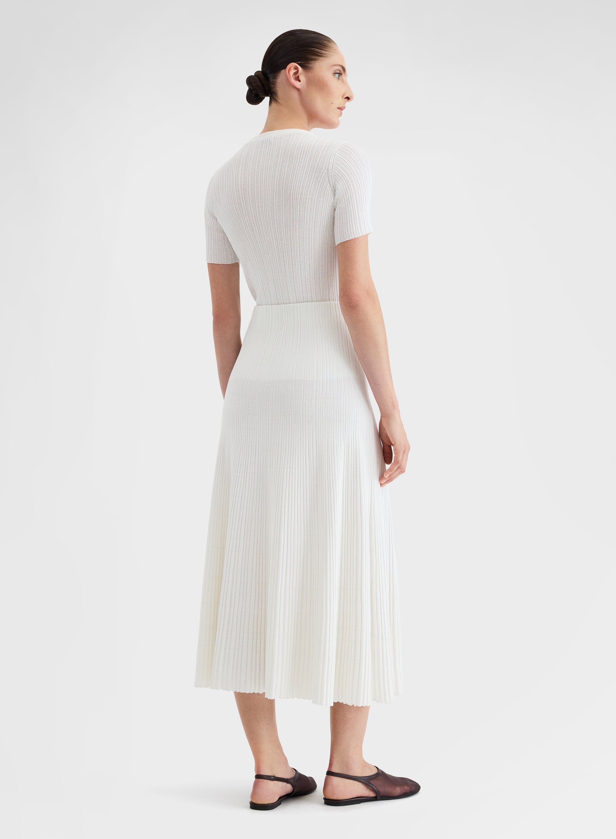 SHORT SLEEVE CREWNECK MICRO PLISSE WHITE