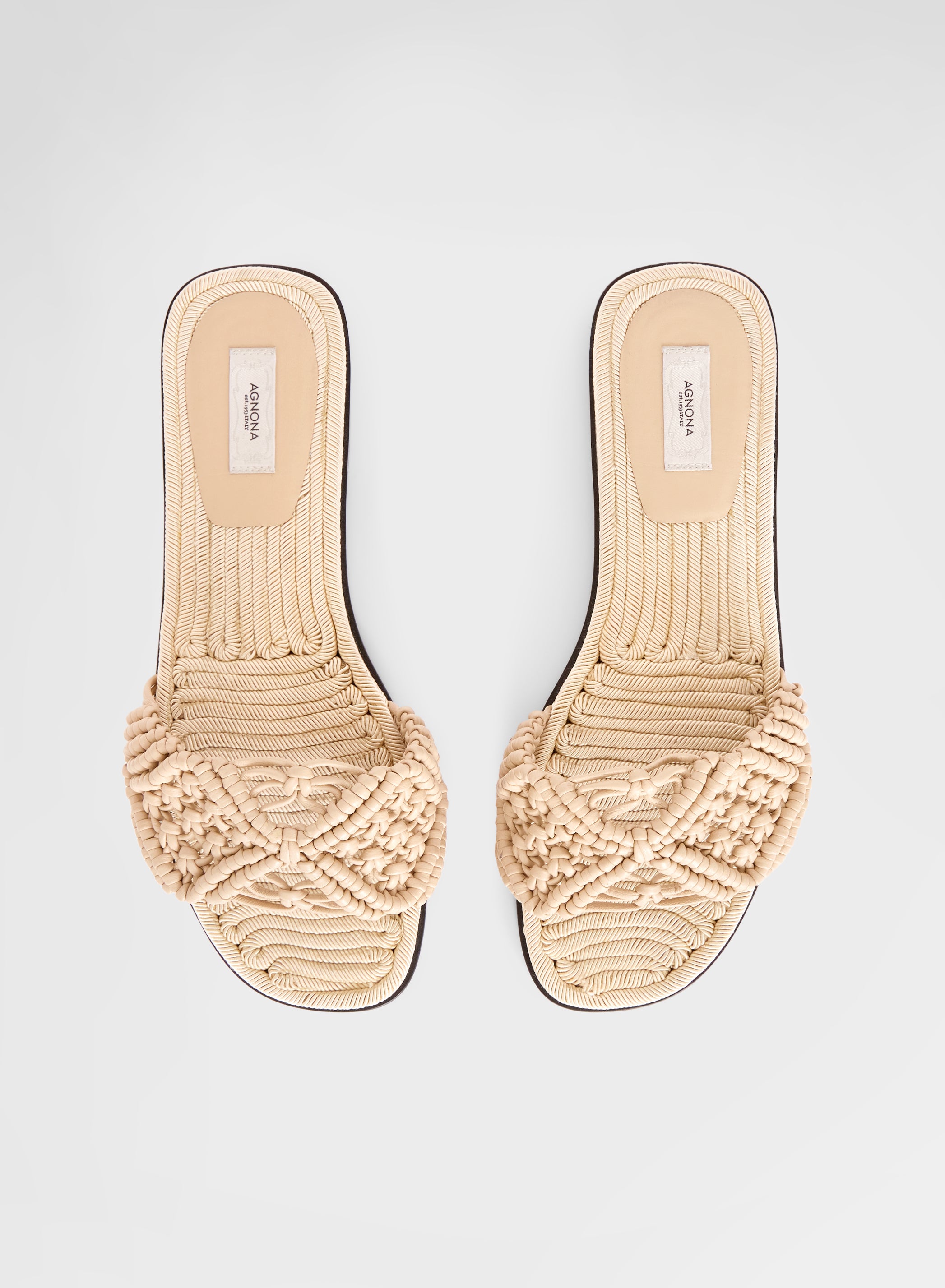 SLIP ON NAPPA BEIGE