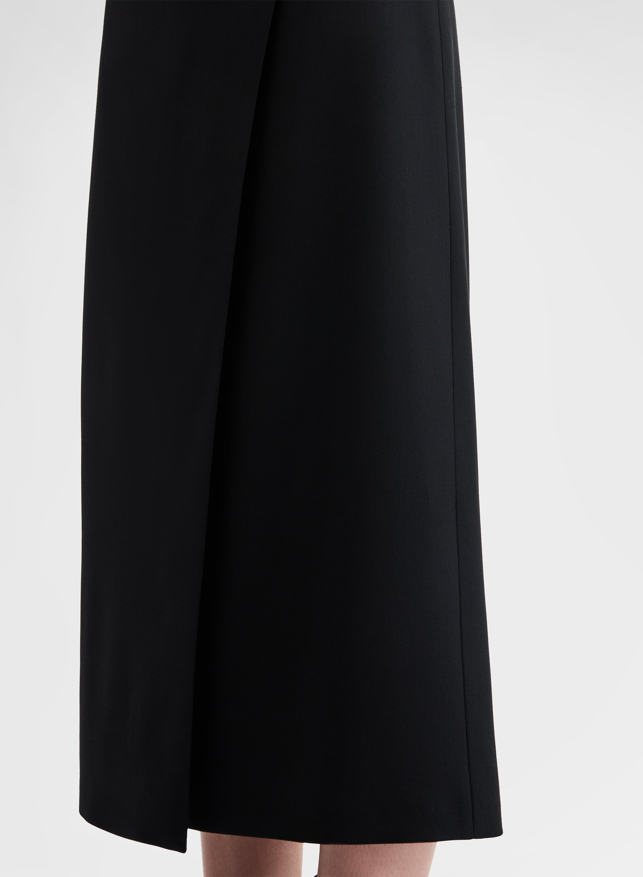 FLUID VISCOSE WOOL SKIRT BLACK