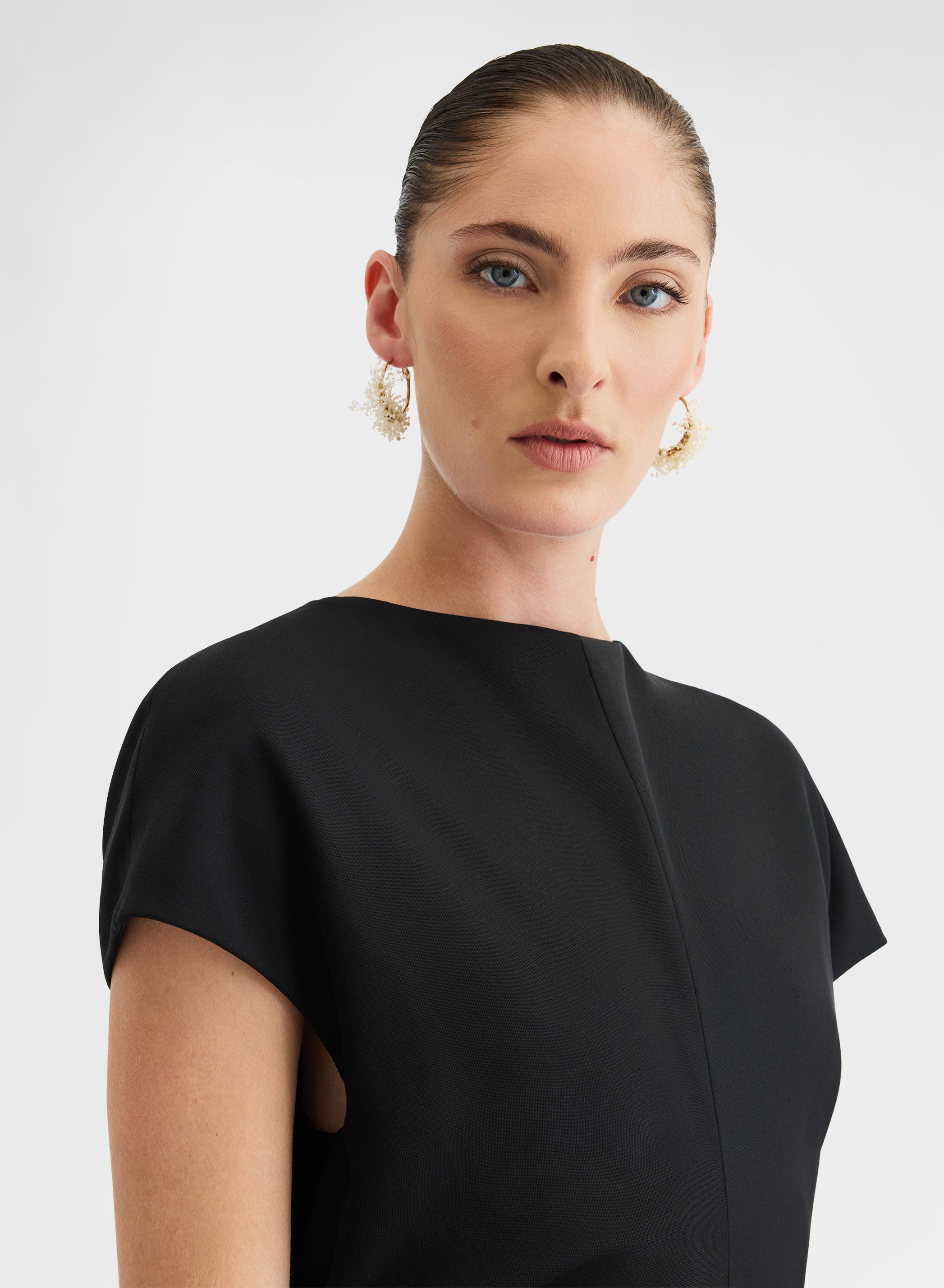 FLUID VISCOSE WOOL DRESS BLACK