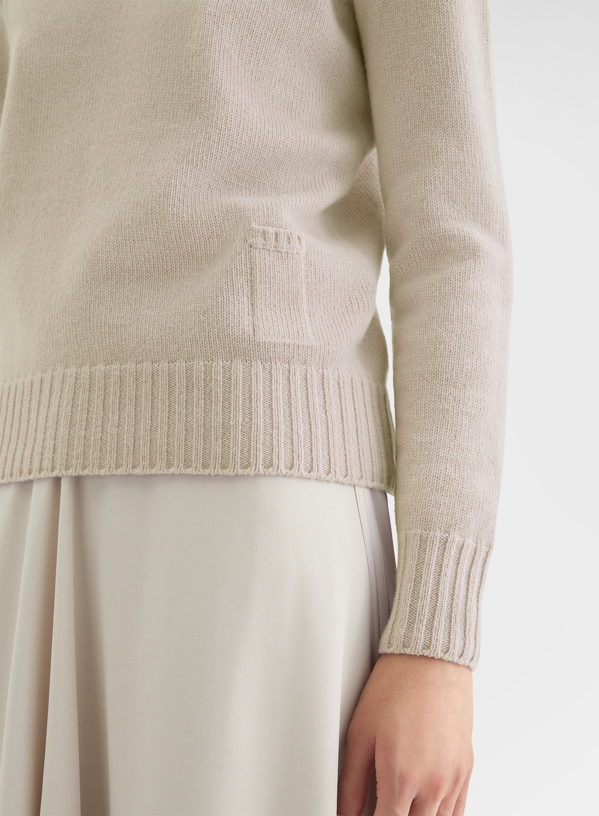 CASHMERE PLAIN KNIT LIPSTICK CREWNECK GREIGE