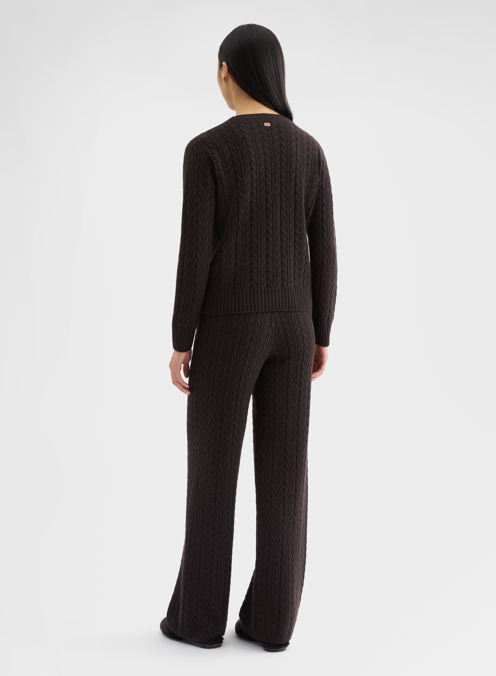 CASHMERE ICONIC CABLE LIPSTICK CREWNECK EBONY