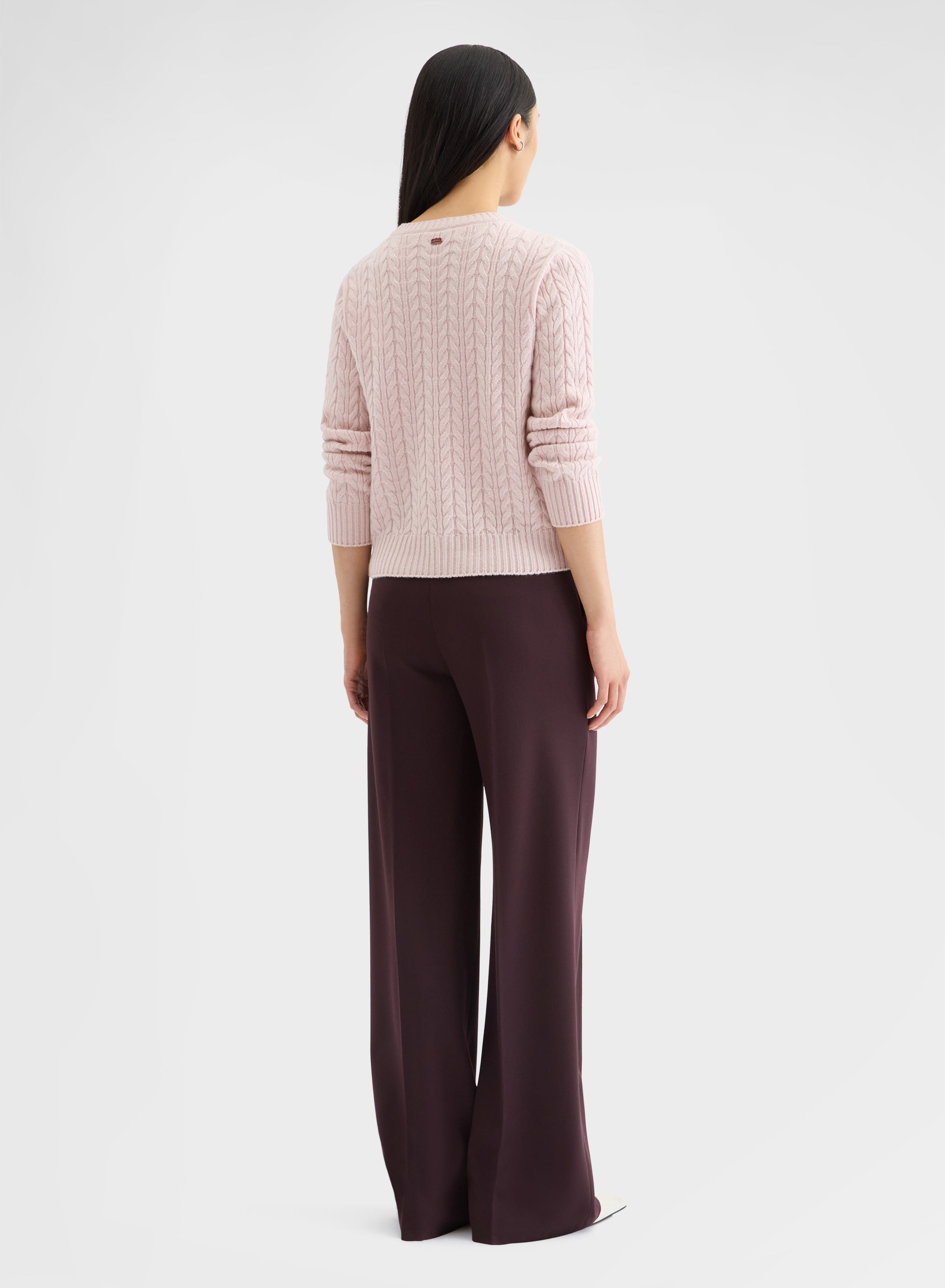 CASHMERE ICONIC CABLE LIPSTICK CREWNECK GUM