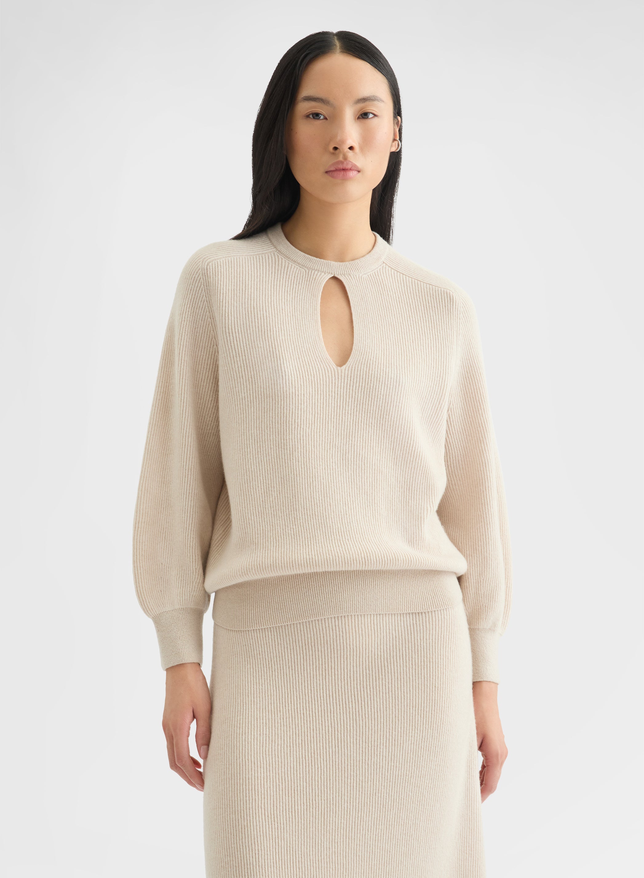CASHMERE ENGLISH RIB CREWNECK GREIGE