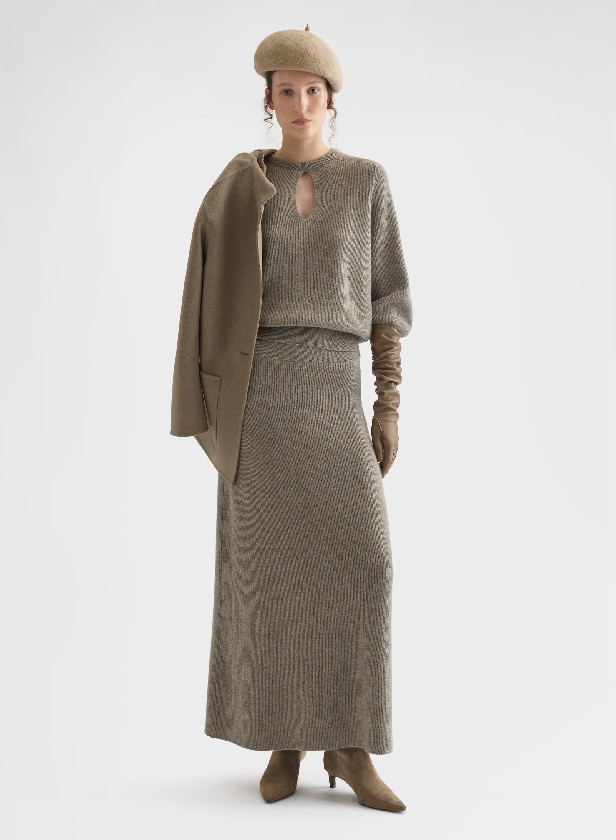 CASHMERE ENGLISH RIB CREWNECK SAND