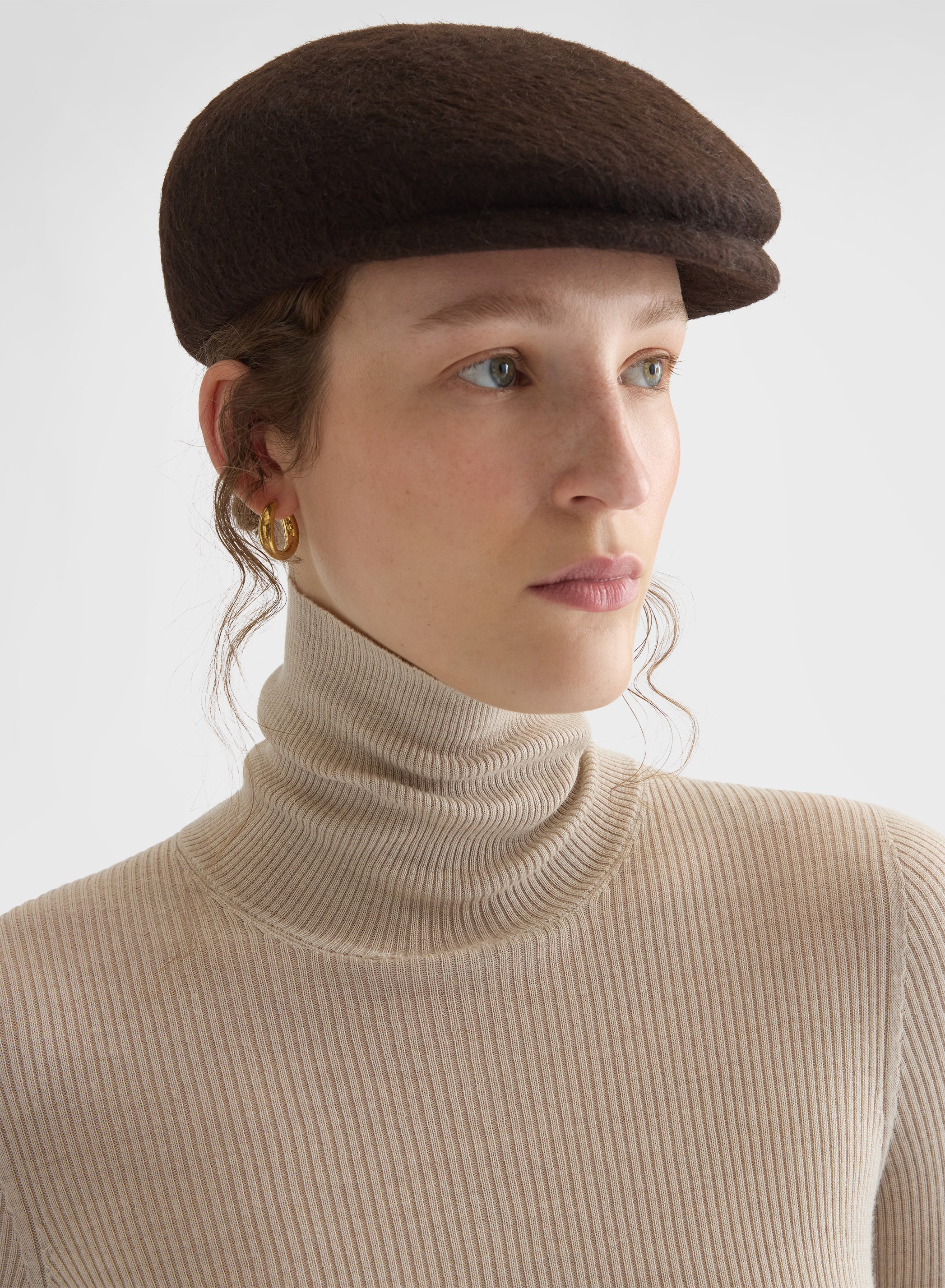 FINE WOOL SILK CASHMERE RIB TURTLENECK GREIGE
